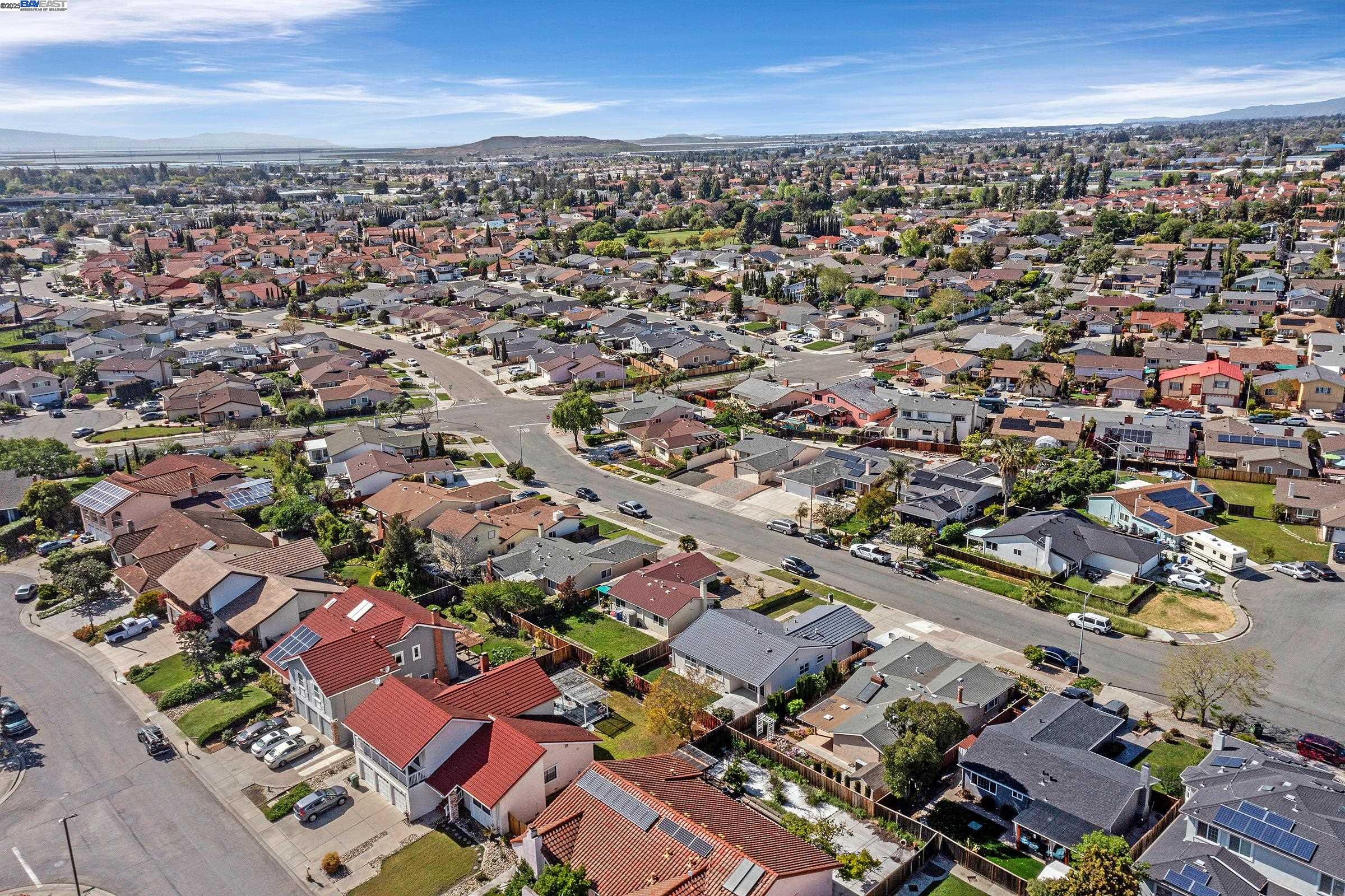 Detail Gallery Image 17 of 54 For 574 Tramway Dr, Milpitas,  CA 95035 - 3 Beds | 2 Baths