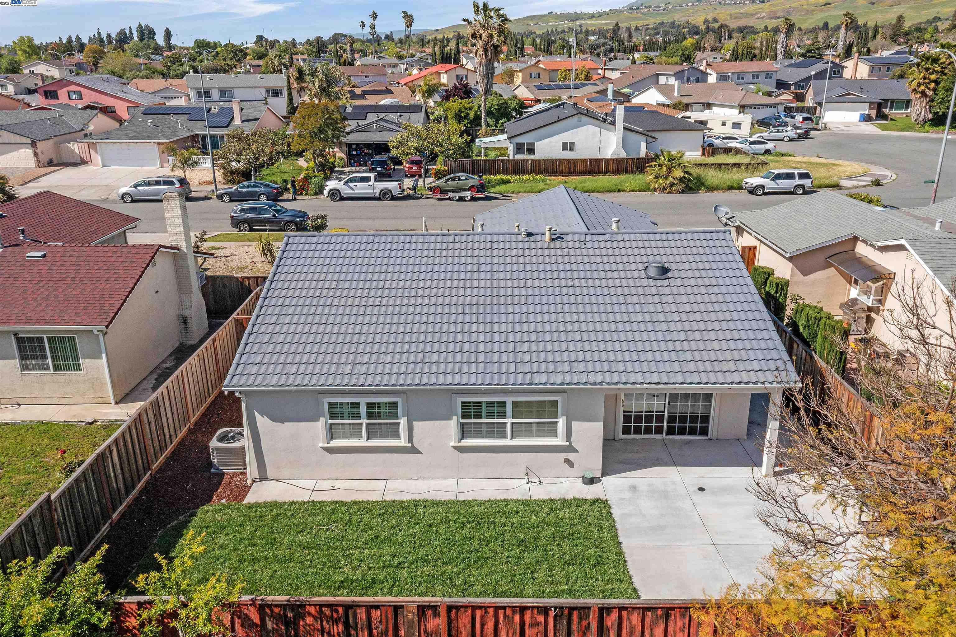 Detail Gallery Image 22 of 54 For 574 Tramway Dr, Milpitas,  CA 95035 - 3 Beds | 2 Baths