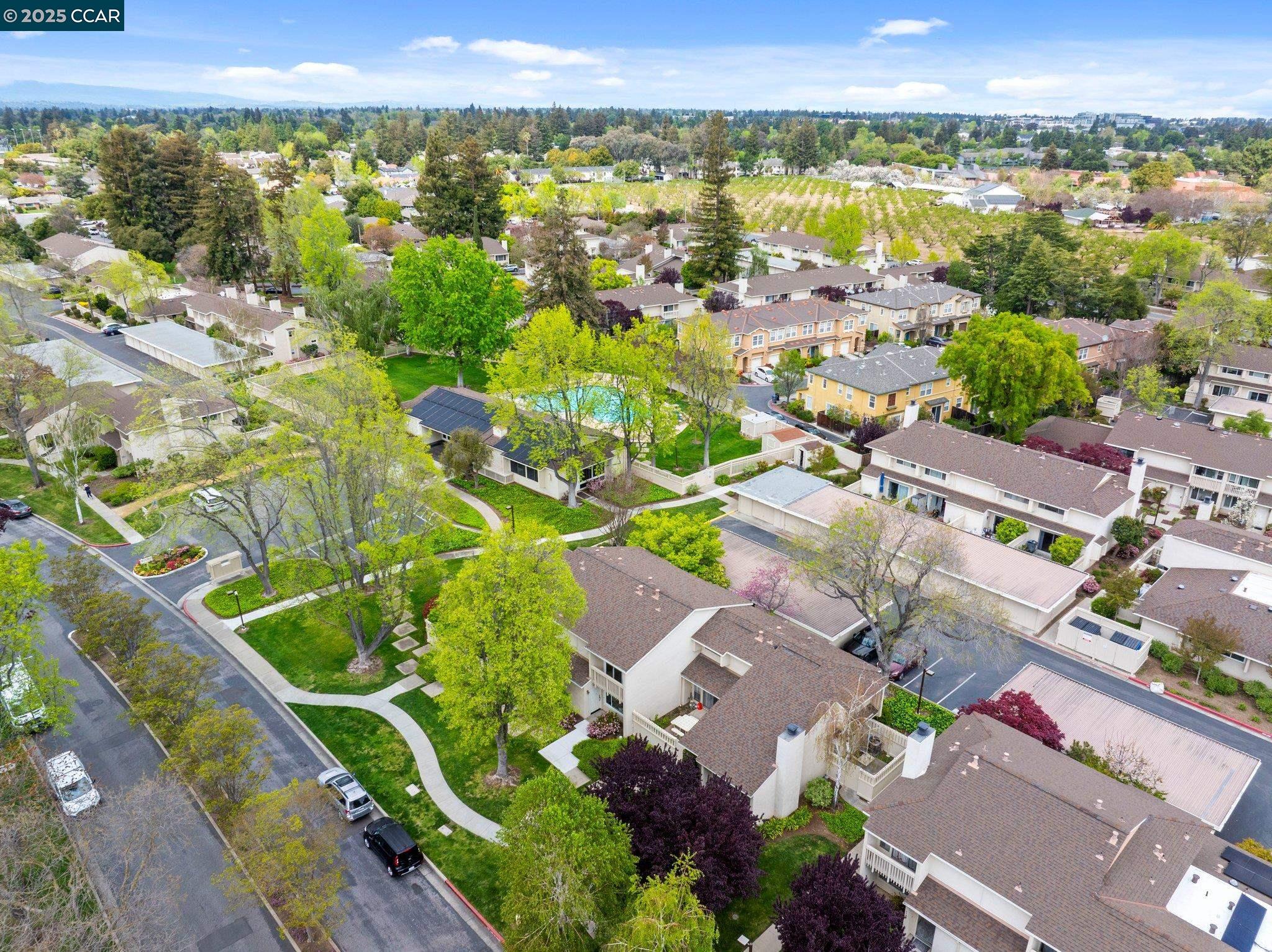 Detail Gallery Image 31 of 34 For 685 Picasso Ter, Sunnyvale,  CA 94087 - 2 Beds | 1/1 Baths