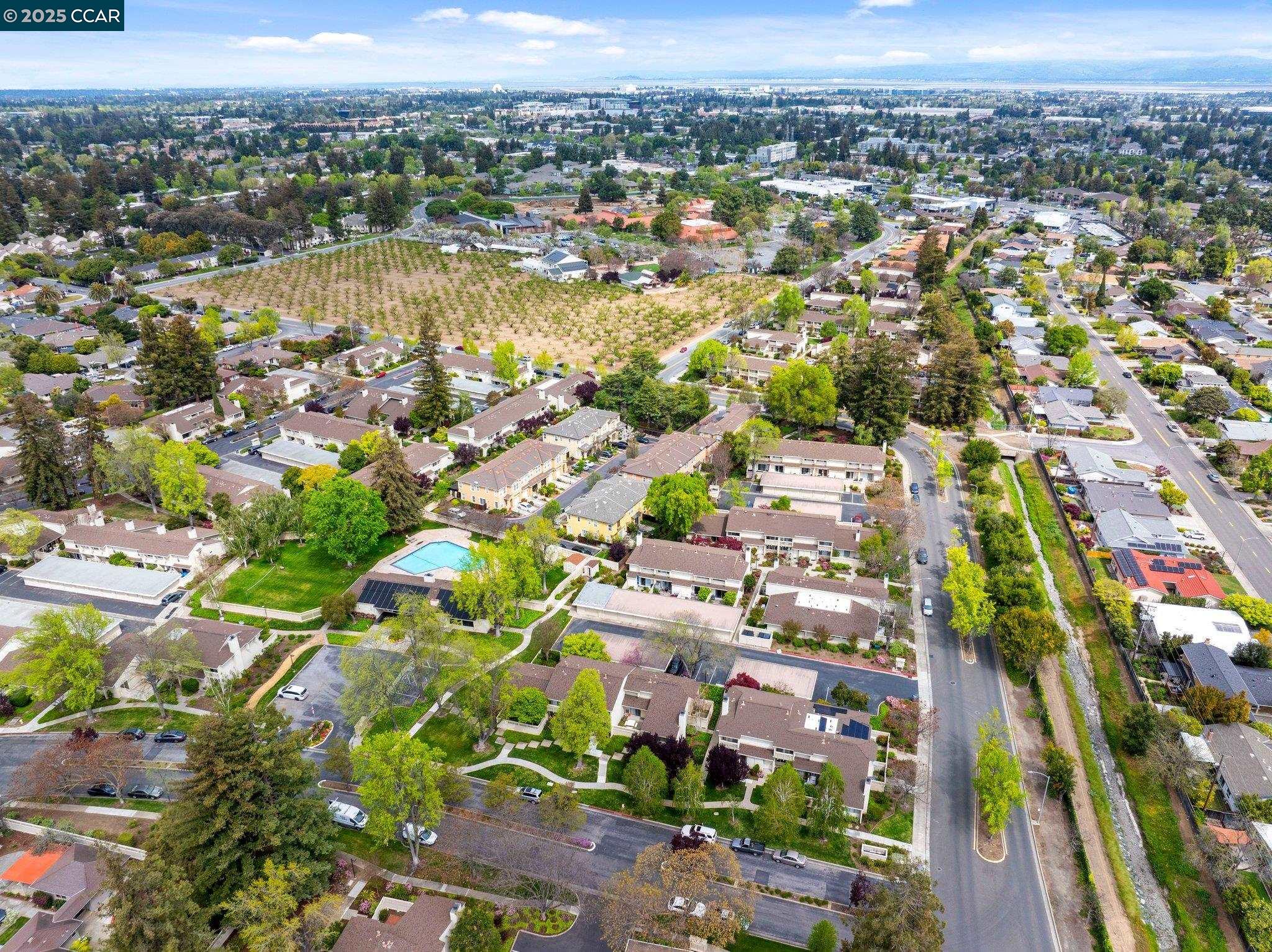 Detail Gallery Image 33 of 34 For 685 Picasso Ter, Sunnyvale,  CA 94087 - 2 Beds | 1/1 Baths