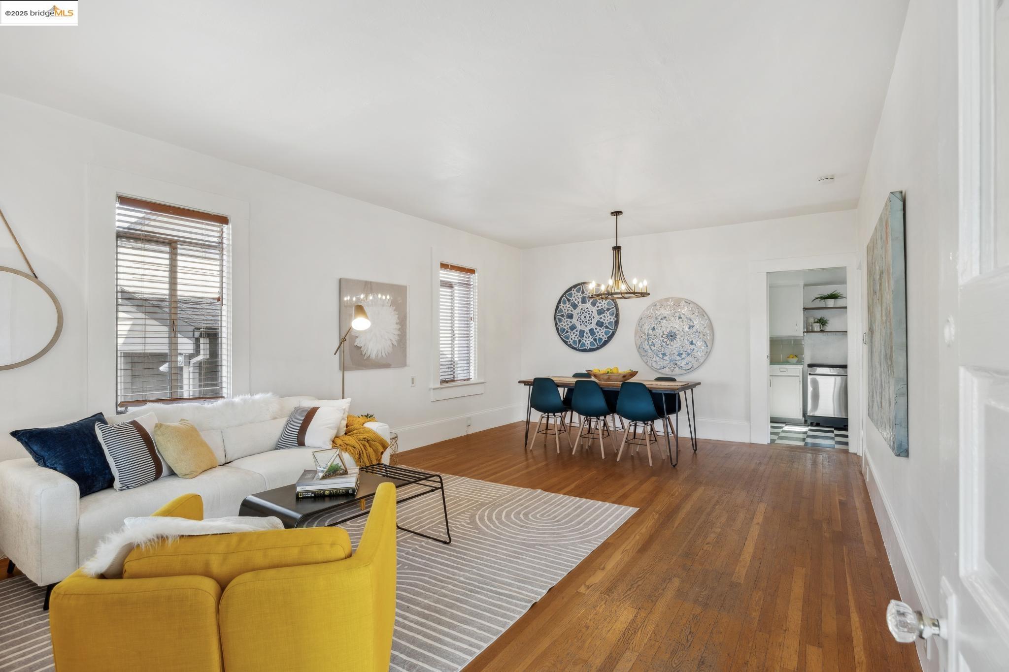 Detail Gallery Image 11 of 60 For 454 Golden Gate Ave, Richmond,  CA 94801 - 2 Beds | 1 Baths