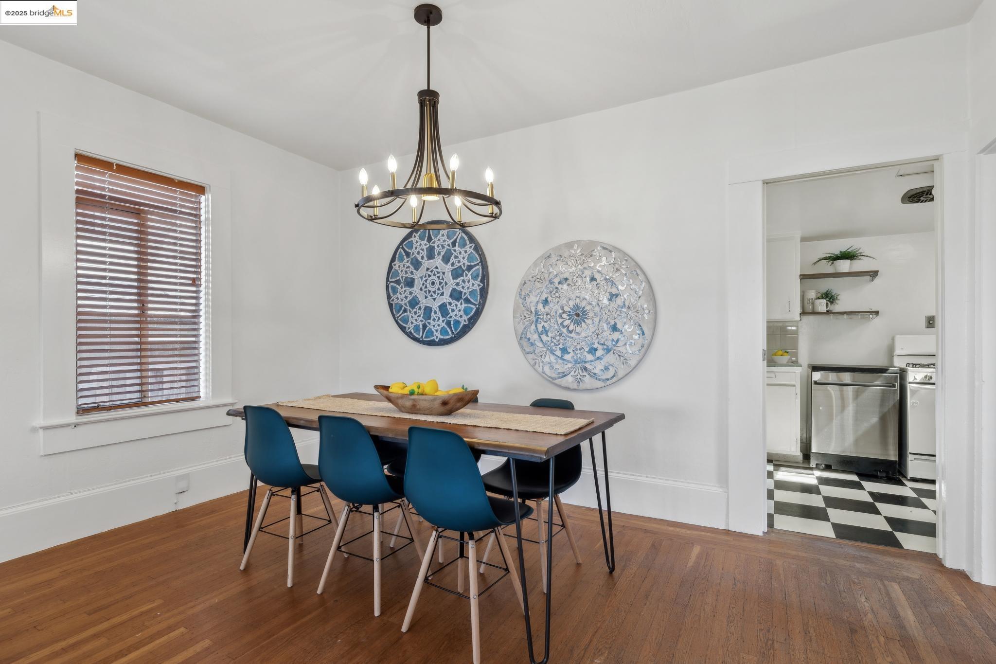 Detail Gallery Image 15 of 60 For 454 Golden Gate Ave, Richmond,  CA 94801 - 2 Beds | 1 Baths