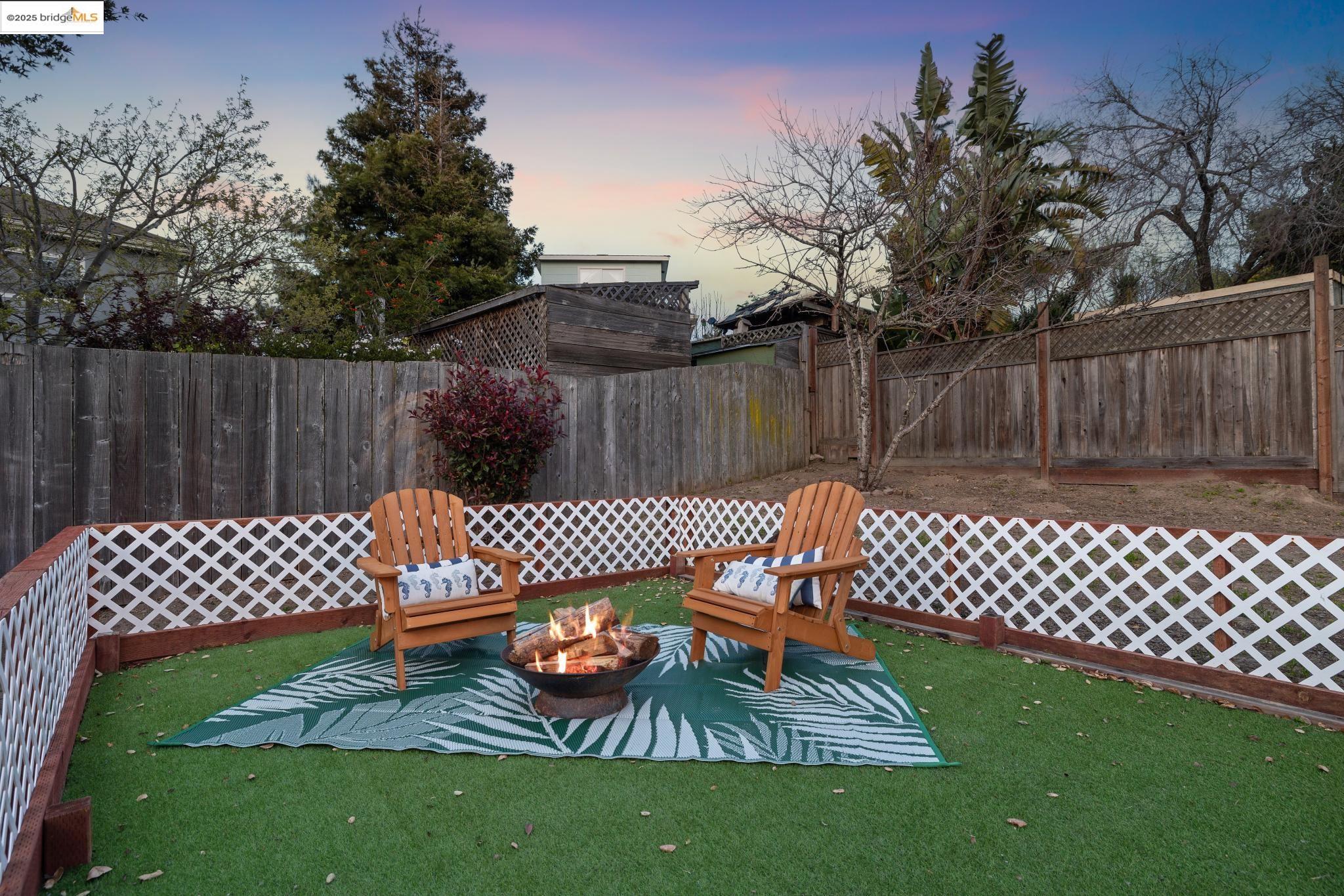 Detail Gallery Image 37 of 60 For 454 Golden Gate Ave, Richmond,  CA 94801 - 2 Beds | 1 Baths
