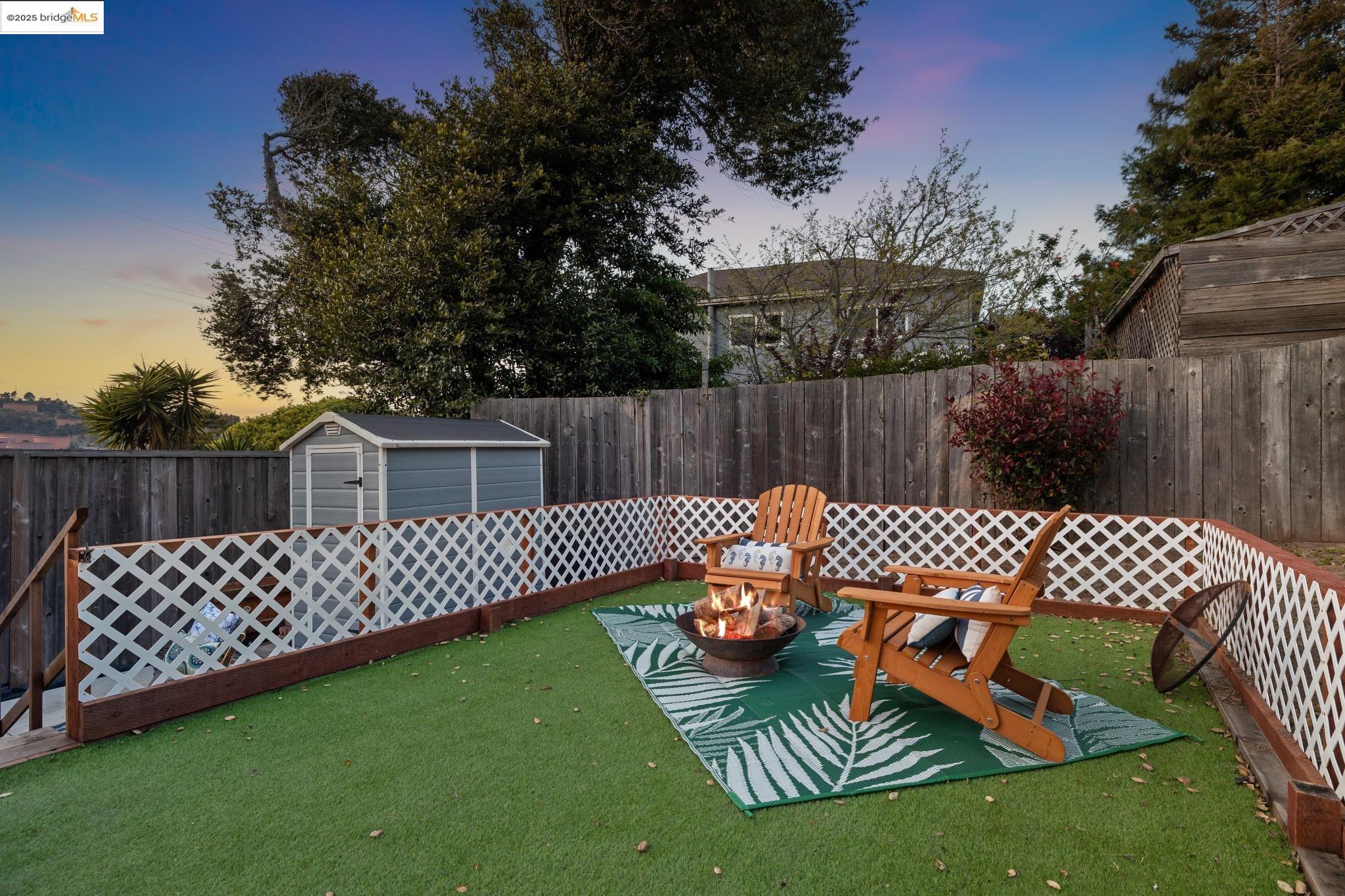 Detail Gallery Image 39 of 60 For 454 Golden Gate Ave, Richmond,  CA 94801 - 2 Beds | 1 Baths