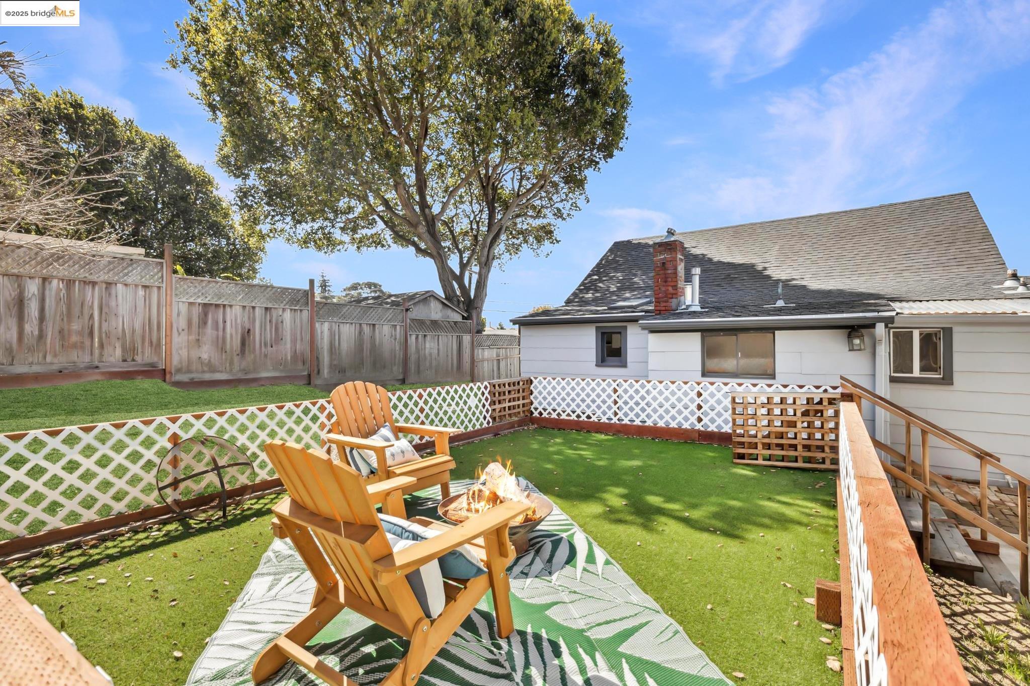 Detail Gallery Image 40 of 60 For 454 Golden Gate Ave, Richmond,  CA 94801 - 2 Beds | 1 Baths