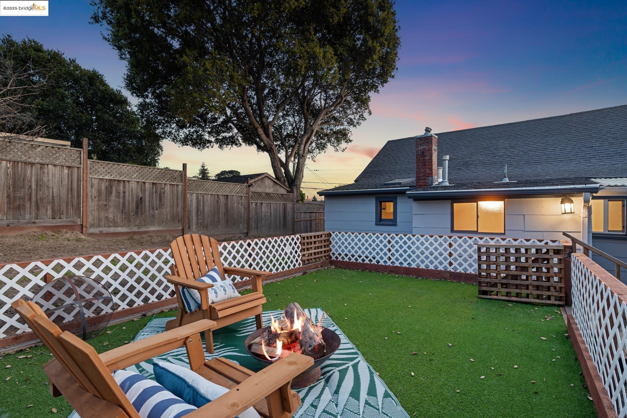Detail Gallery Image 41 of 60 For 454 Golden Gate Ave, Richmond,  CA 94801 - 2 Beds | 1 Baths