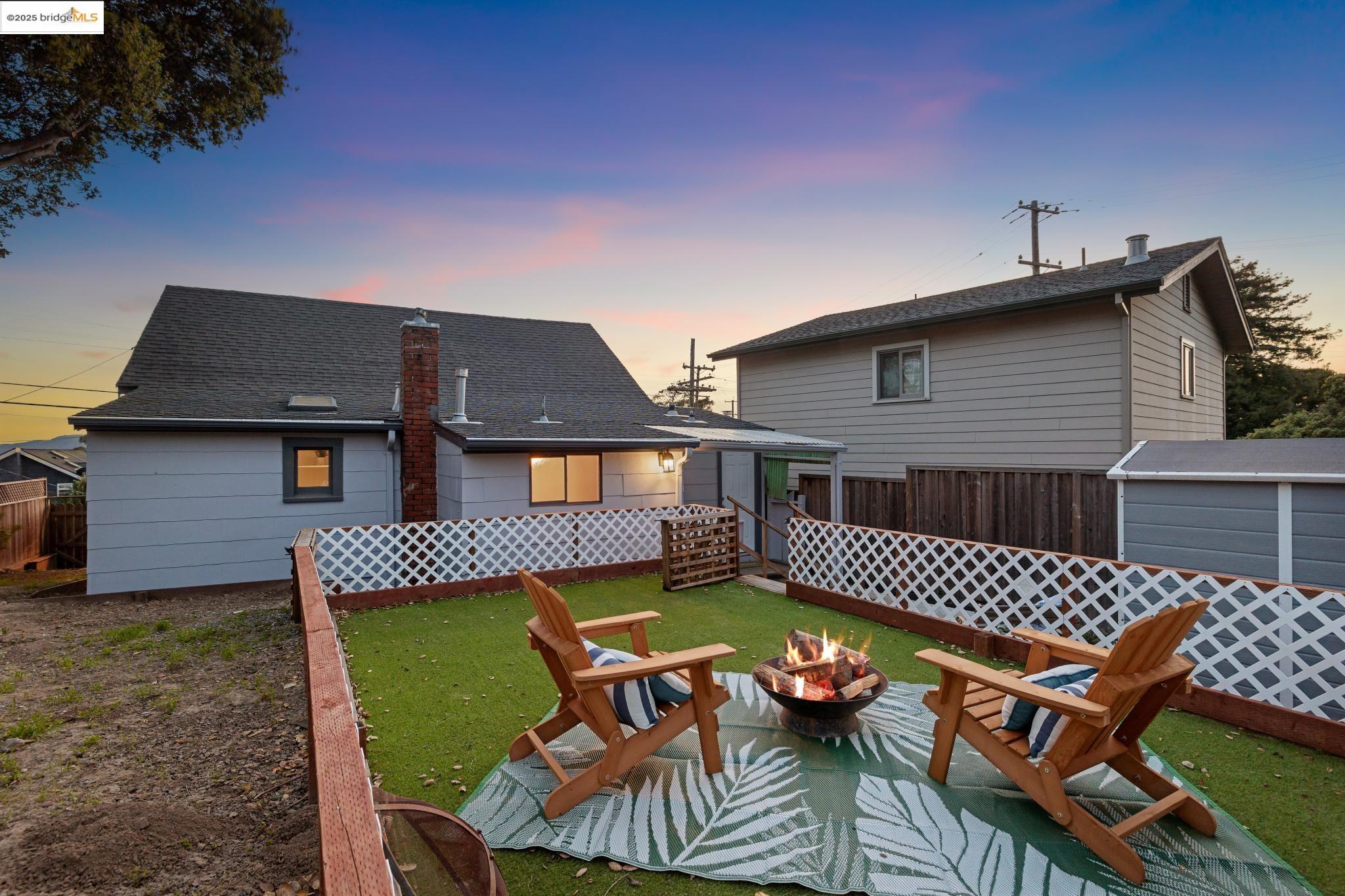 Detail Gallery Image 43 of 60 For 454 Golden Gate Ave, Richmond,  CA 94801 - 2 Beds | 1 Baths