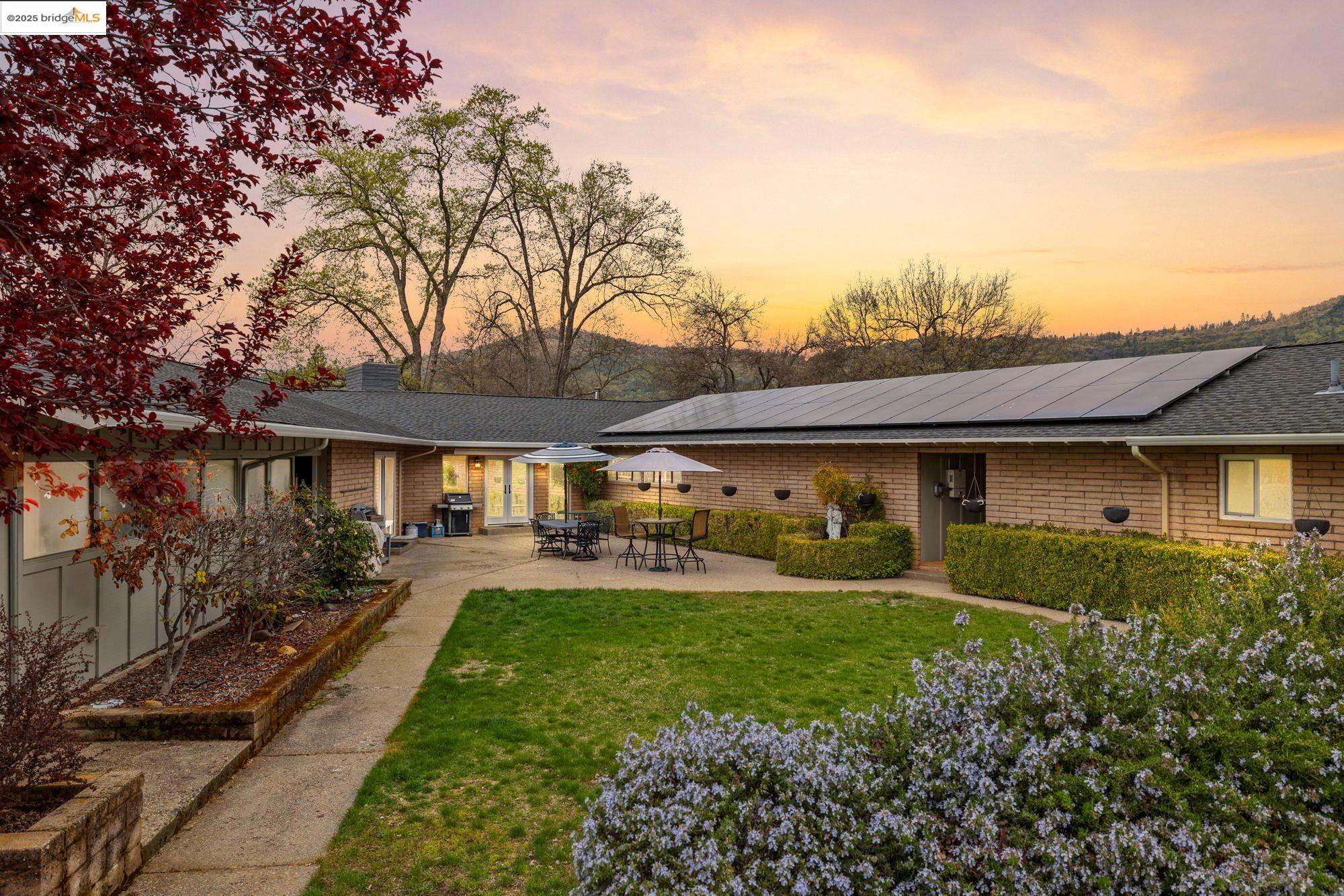 Detail Gallery Image 3 of 60 For 22309 Villas Ln #2 HOUSES 1 LOT,  Sonora,  CA 95370 - 4 Beds | 3 Baths