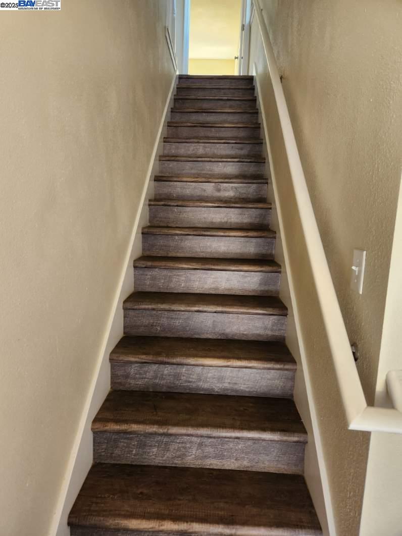 Detail Gallery Image 18 of 30 For 500 Gertrude Ave, Richmond,  CA 94801 - 3 Beds | 3 Baths