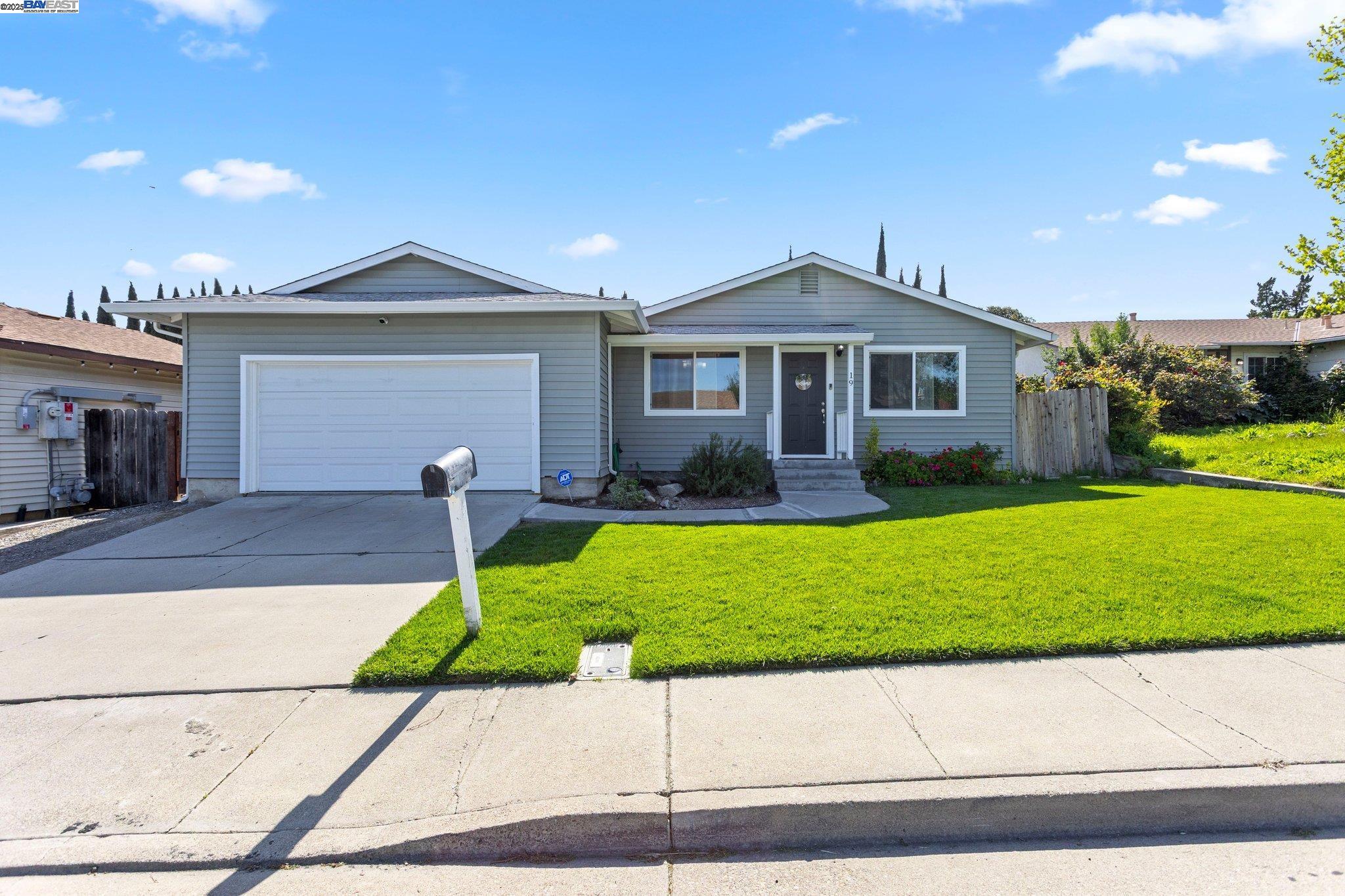 Detail Gallery Image 1 of 50 For 19 Shasta Drive, Rio Vista,  CA 94571 - 3 Beds | 2 Baths
