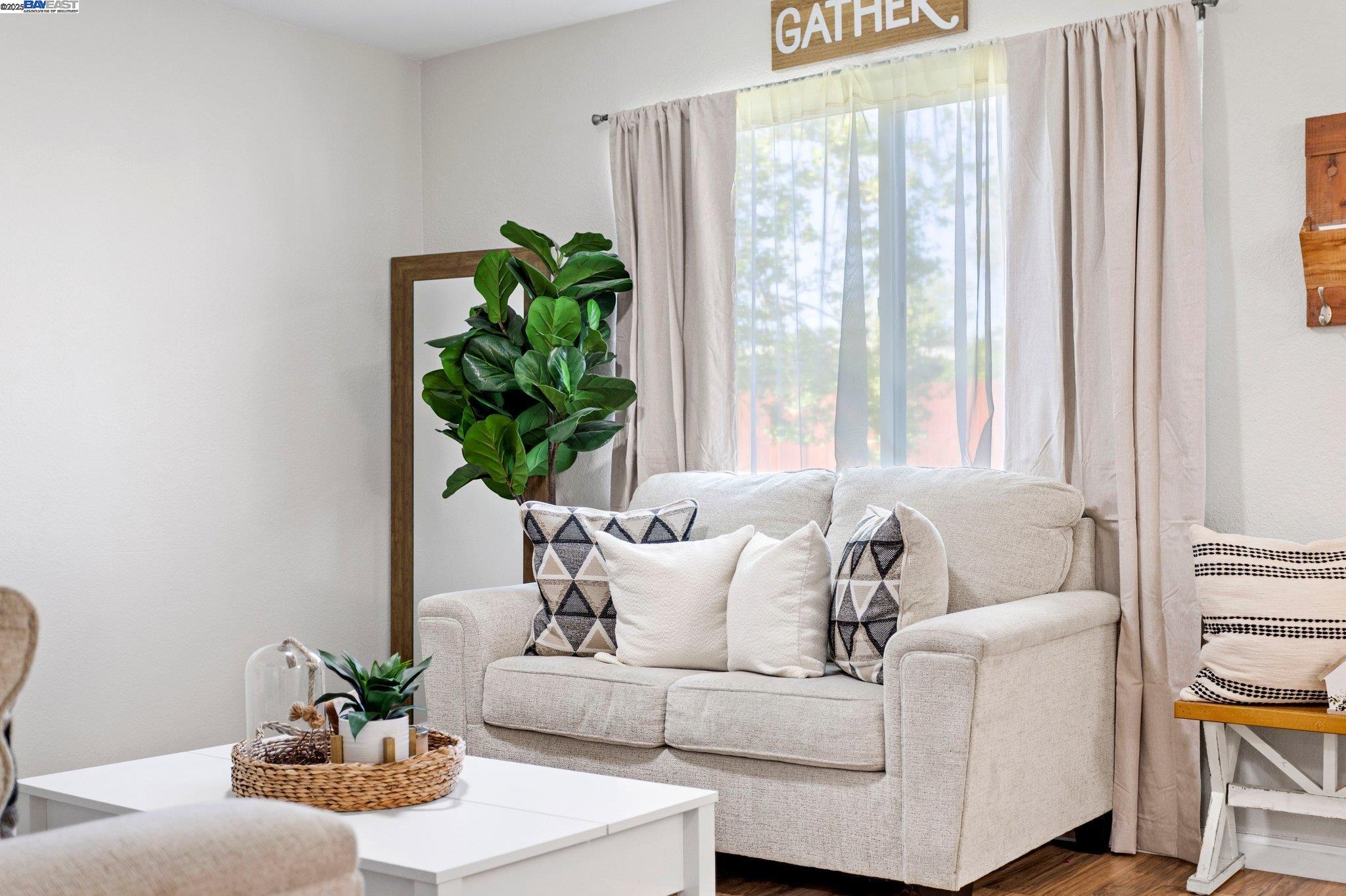 Detail Gallery Image 3 of 50 For 19 Shasta Drive, Rio Vista,  CA 94571 - 3 Beds | 2 Baths
