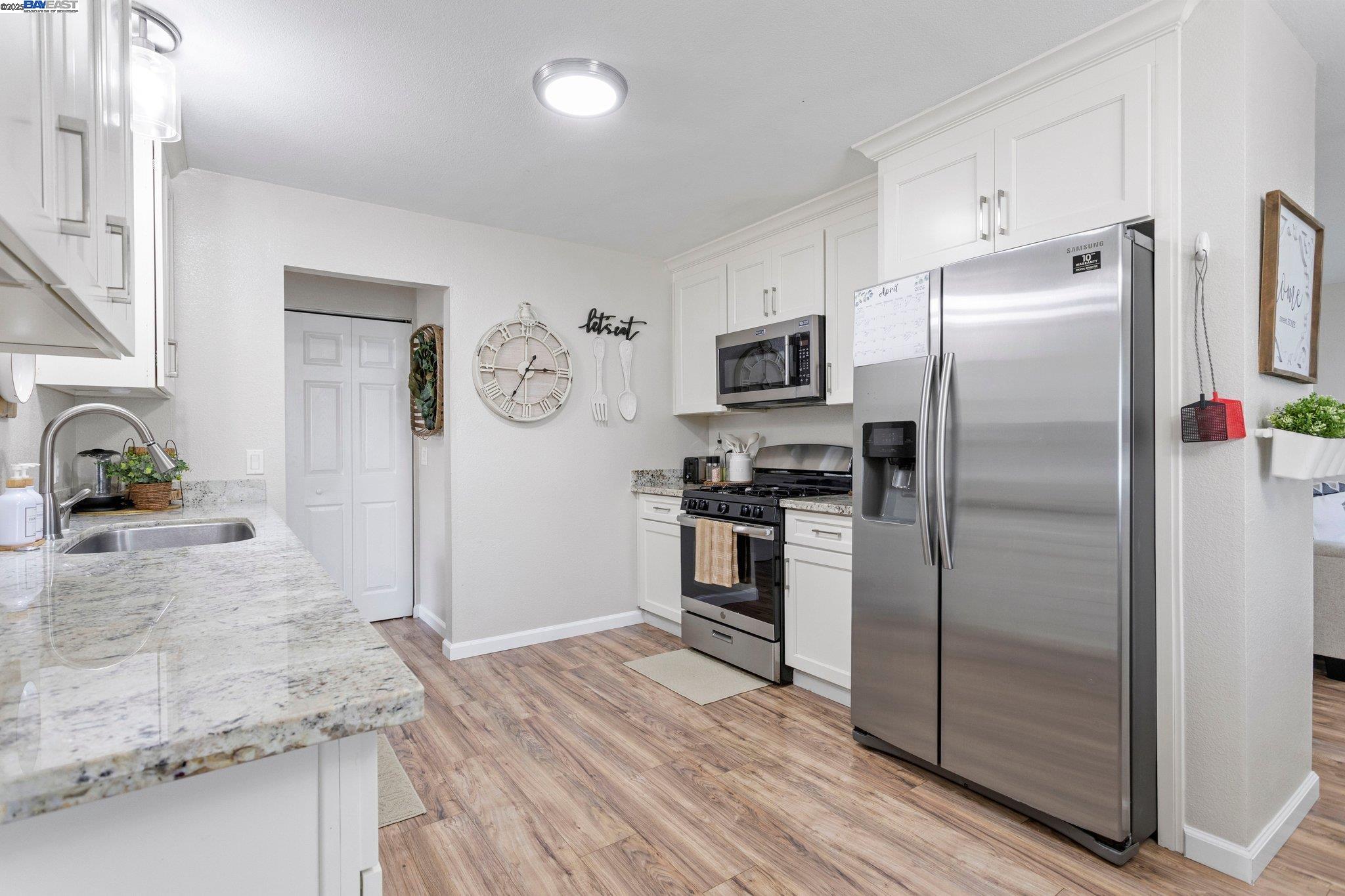 Detail Gallery Image 9 of 50 For 19 Shasta Drive, Rio Vista,  CA 94571 - 3 Beds | 2 Baths