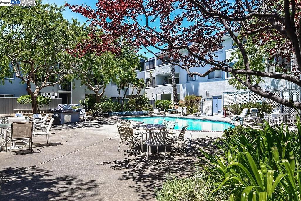 Photo #2: 41092565 Listing 