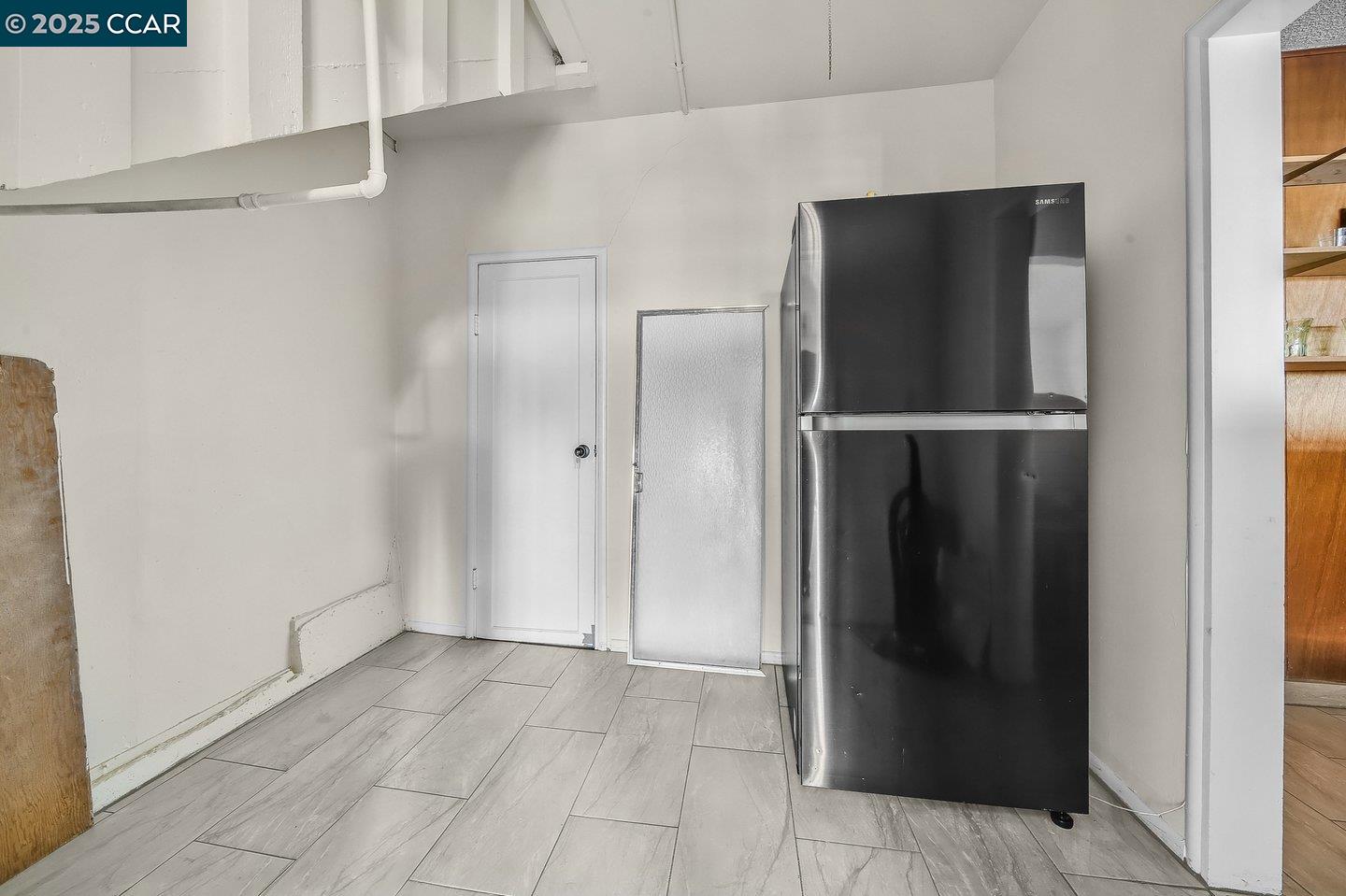 Detail Gallery Image 32 of 44 For 9305 Burr St, Oakland,  CA 94605 - 3 Beds | 2 Baths