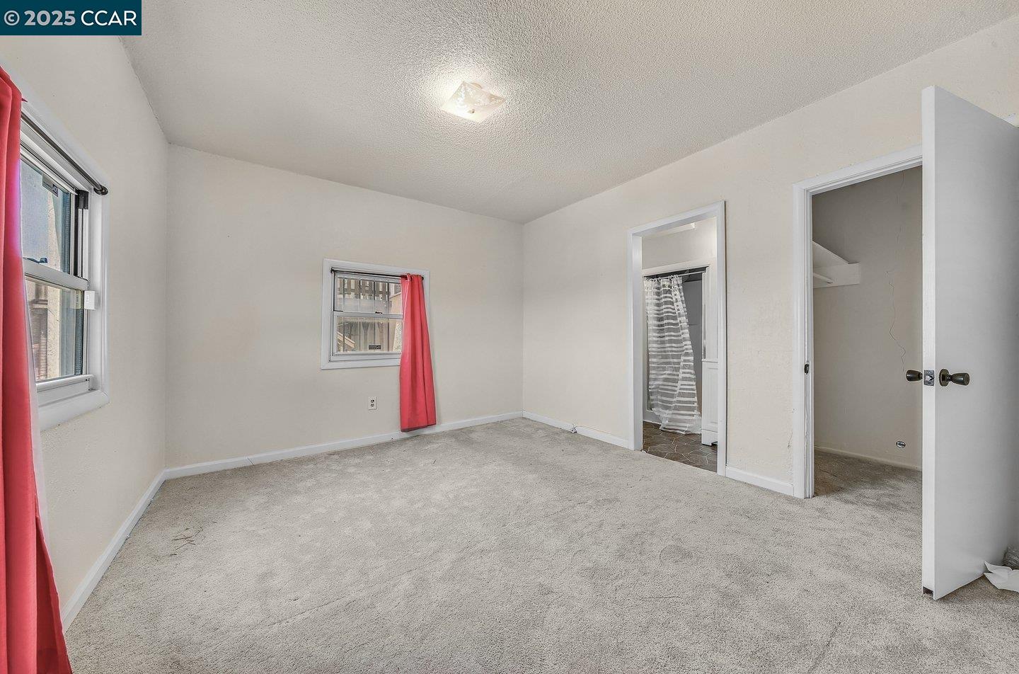 Detail Gallery Image 33 of 44 For 9305 Burr St, Oakland,  CA 94605 - 3 Beds | 2 Baths