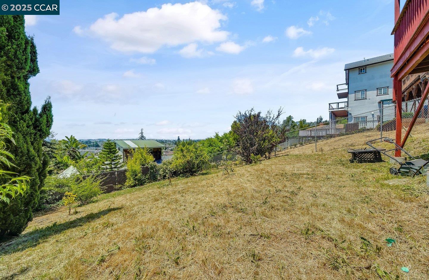 Detail Gallery Image 40 of 44 For 9305 Burr St, Oakland,  CA 94605 - 3 Beds | 2 Baths