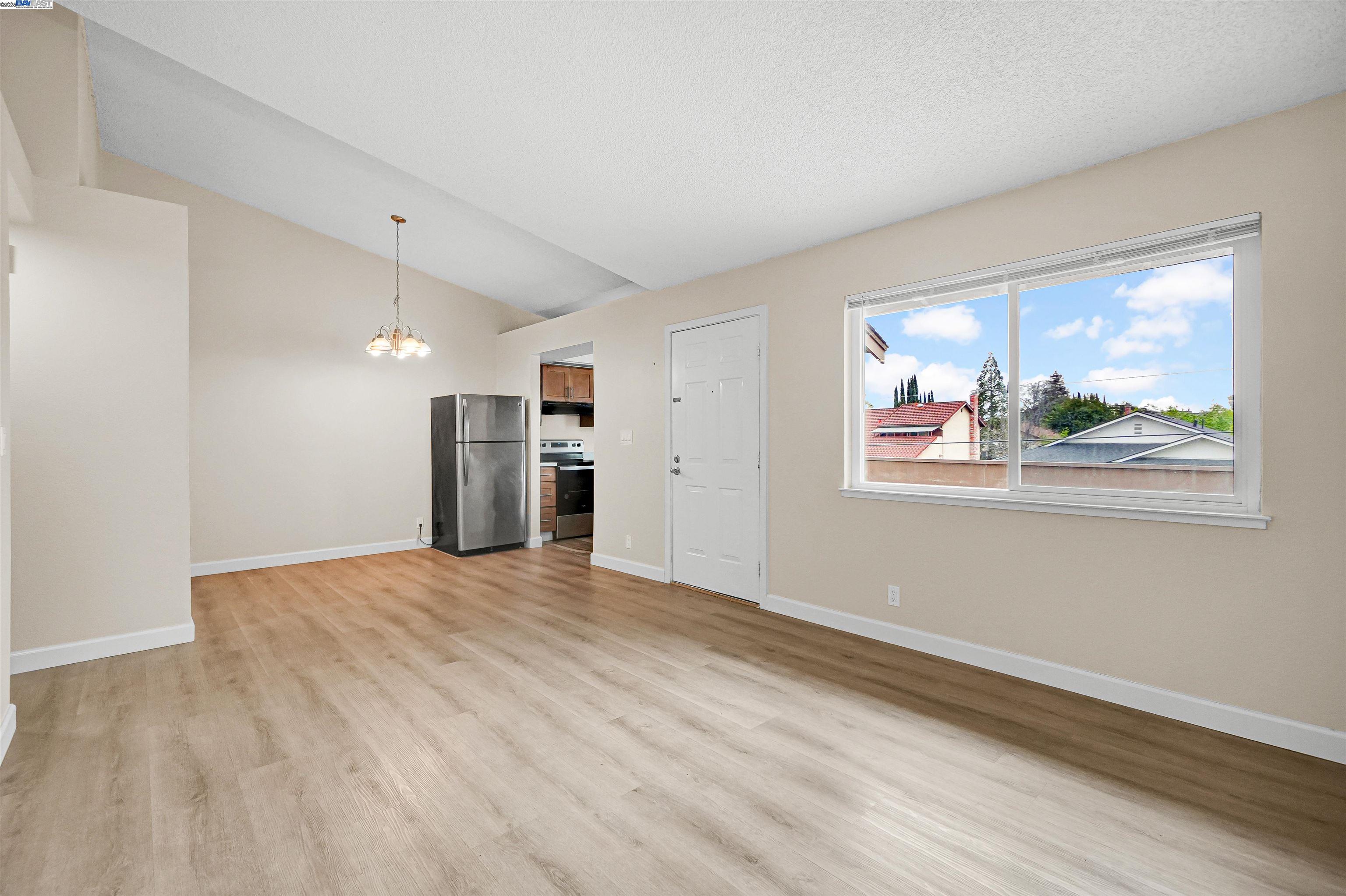 Photo #11: 41092571 Listing: Photo #11