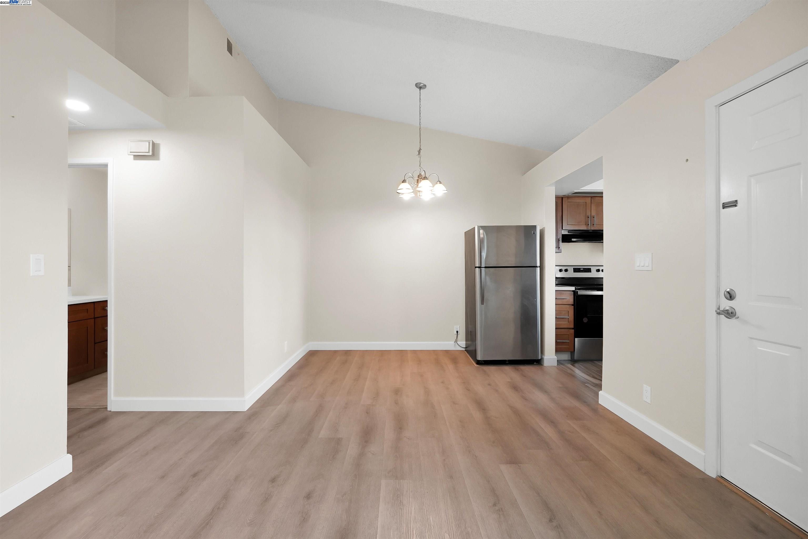Photo #12: 41092571 Listing: Photo #12