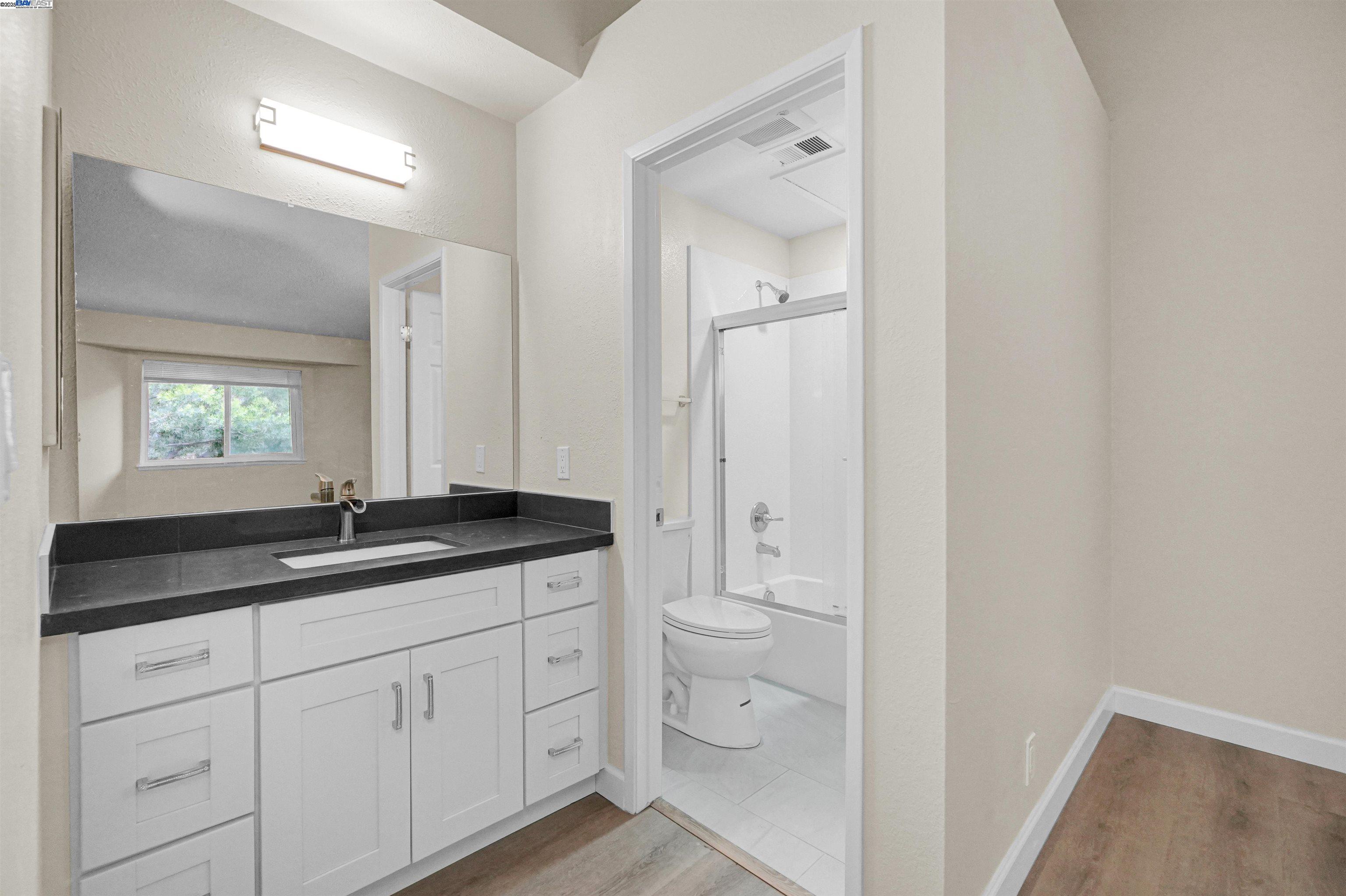 Photo #25: 41092571 Listing: Photo #25