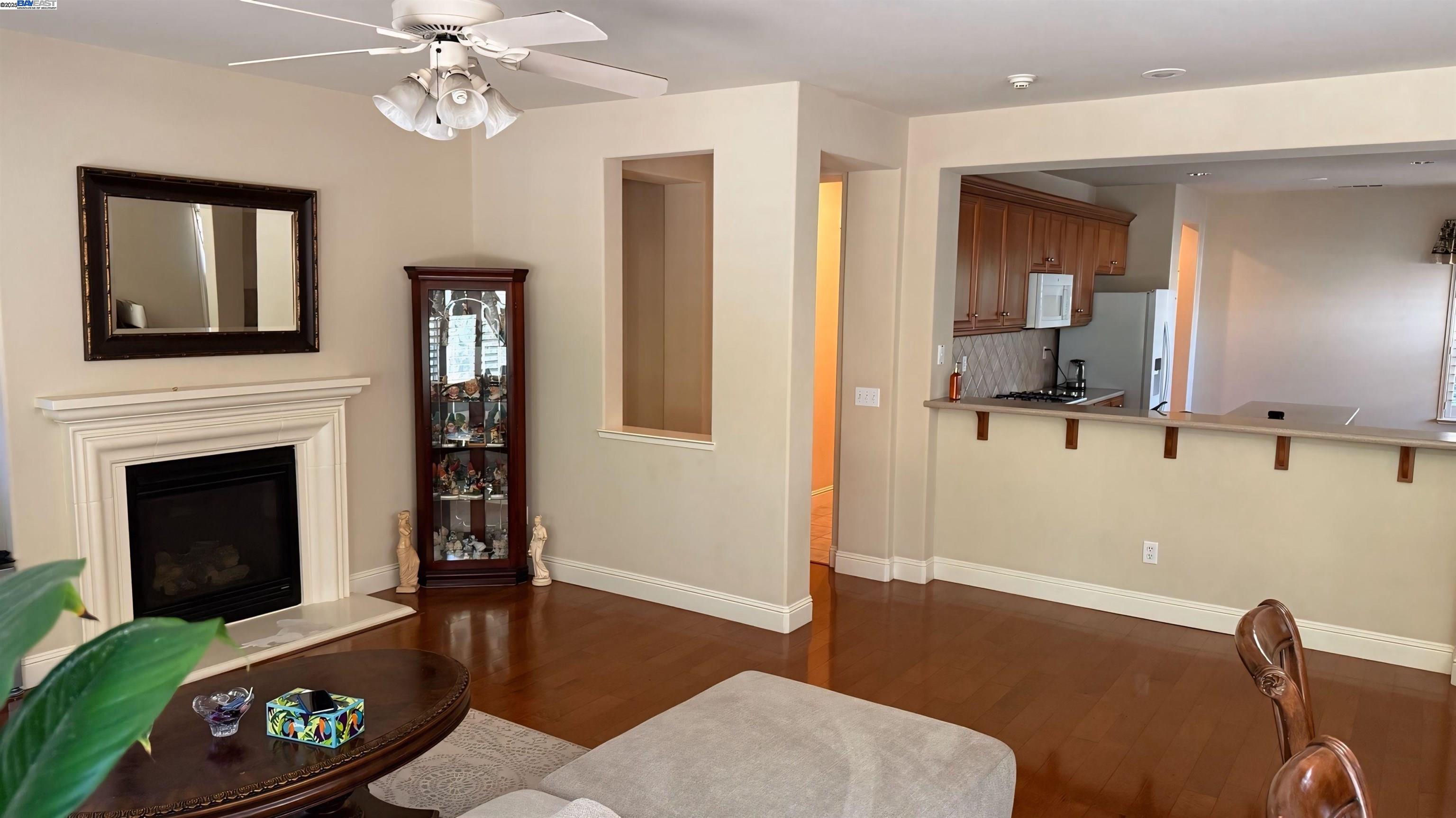 Detail Gallery Image 10 of 25 For 2454 Legacy Way, Lodi,  CA 95242 - 3 Beds | 2 Baths