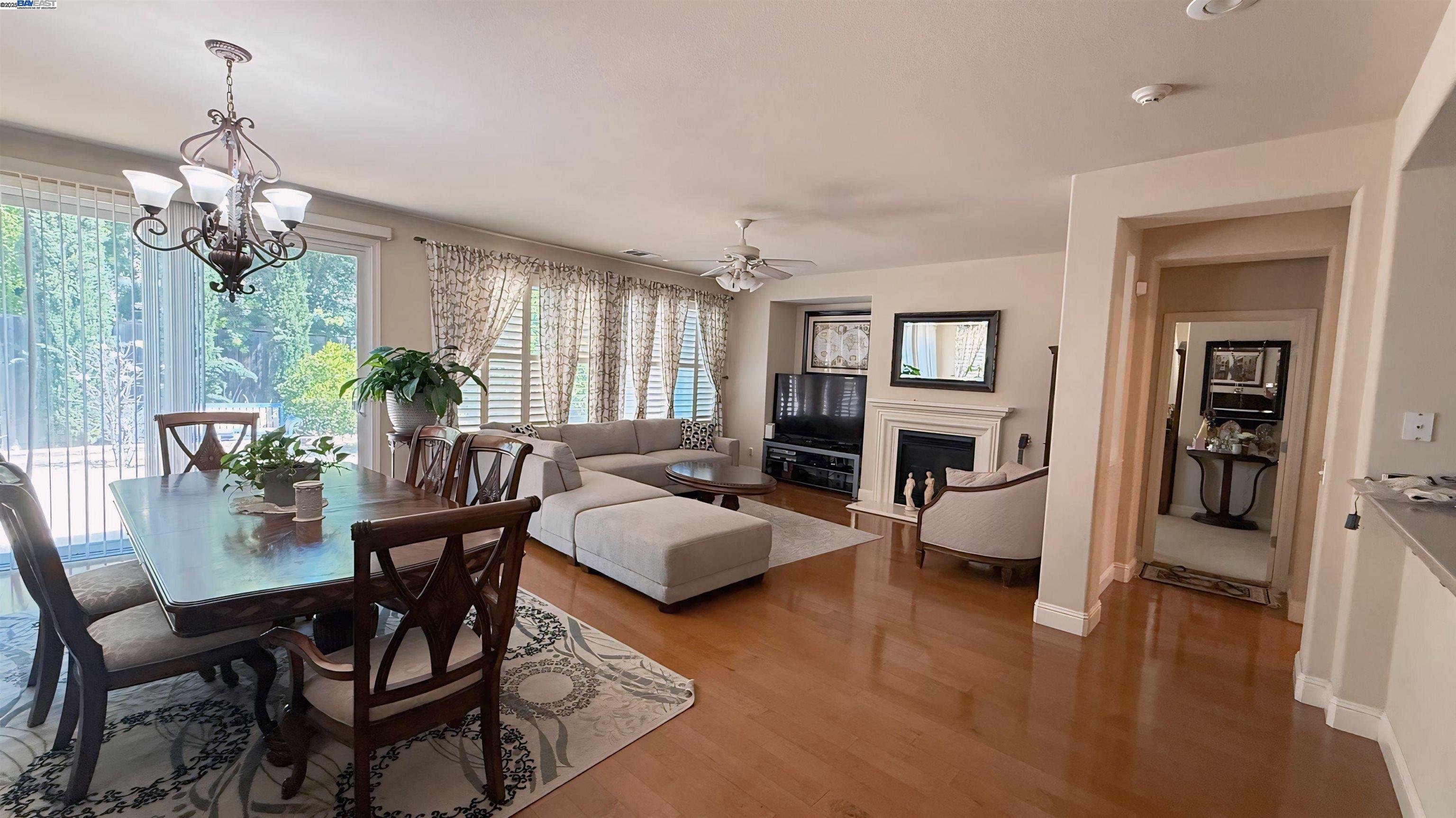 Detail Gallery Image 5 of 25 For 2454 Legacy Way, Lodi,  CA 95242 - 3 Beds | 2 Baths