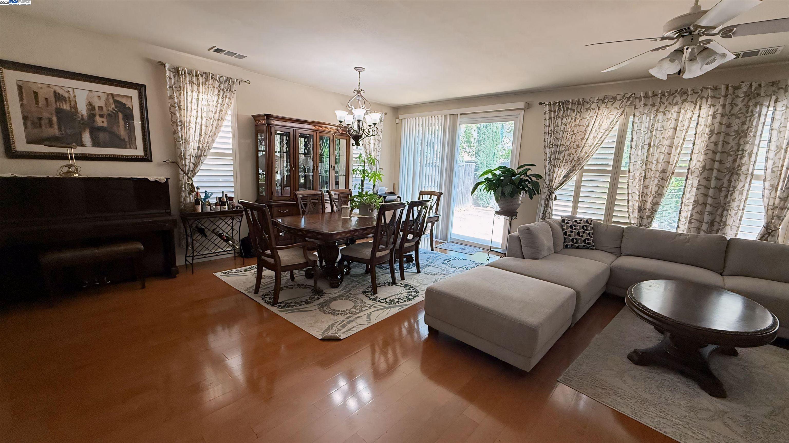 Detail Gallery Image 6 of 25 For 2454 Legacy Way, Lodi,  CA 95242 - 3 Beds | 2 Baths