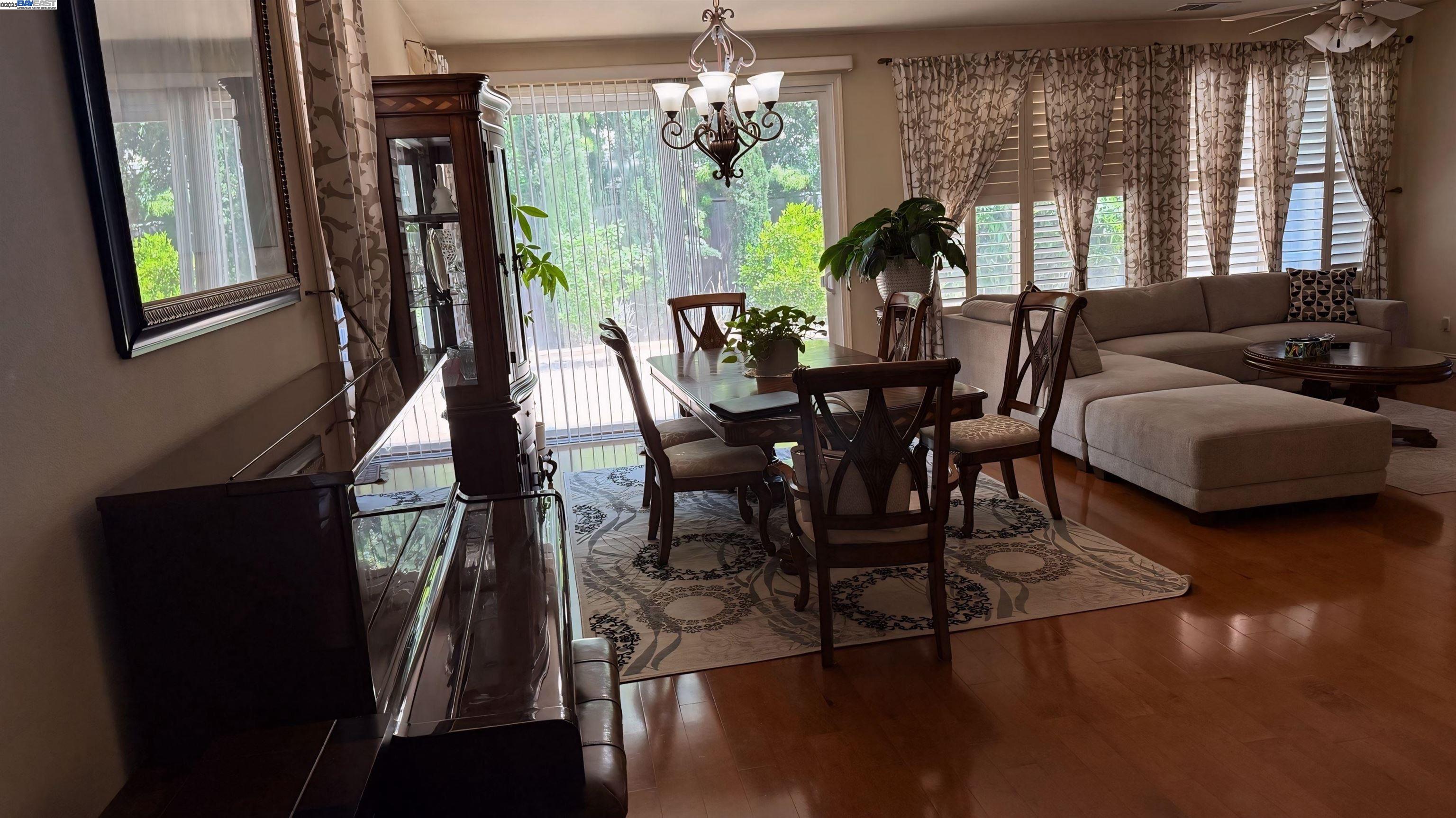 Detail Gallery Image 8 of 25 For 2454 Legacy Way, Lodi,  CA 95242 - 3 Beds | 2 Baths