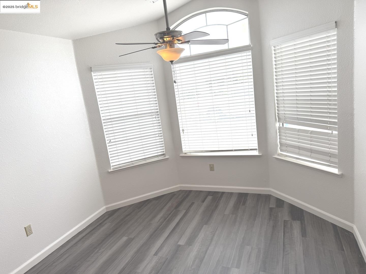 Detail Gallery Image 6 of 28 For 1438 Jubal Ct, Oakdale,  CA 95361 - 4 Beds | 2 Baths