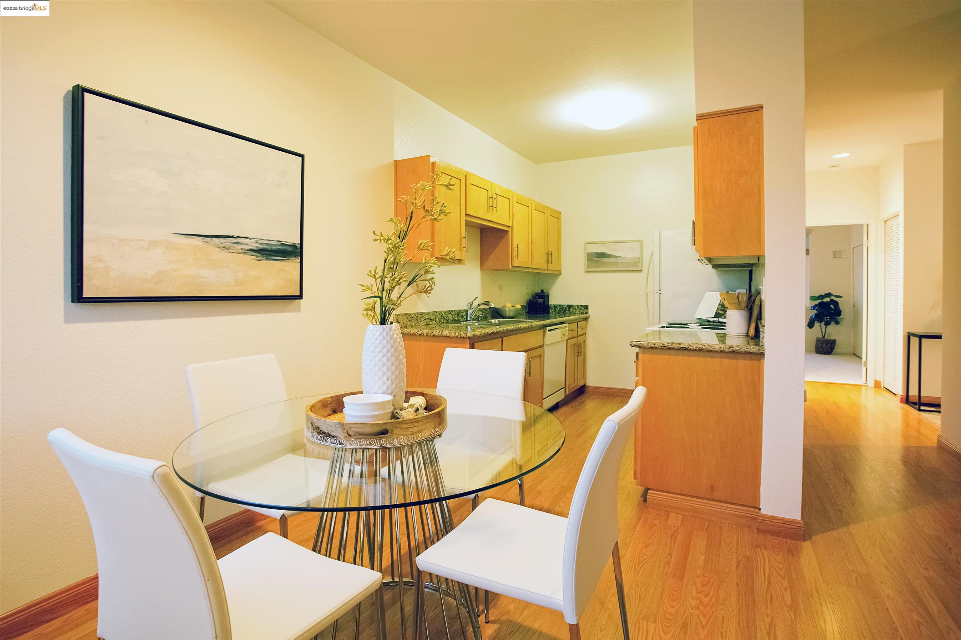 Photo #10: 41092584 Listing: Photo #10