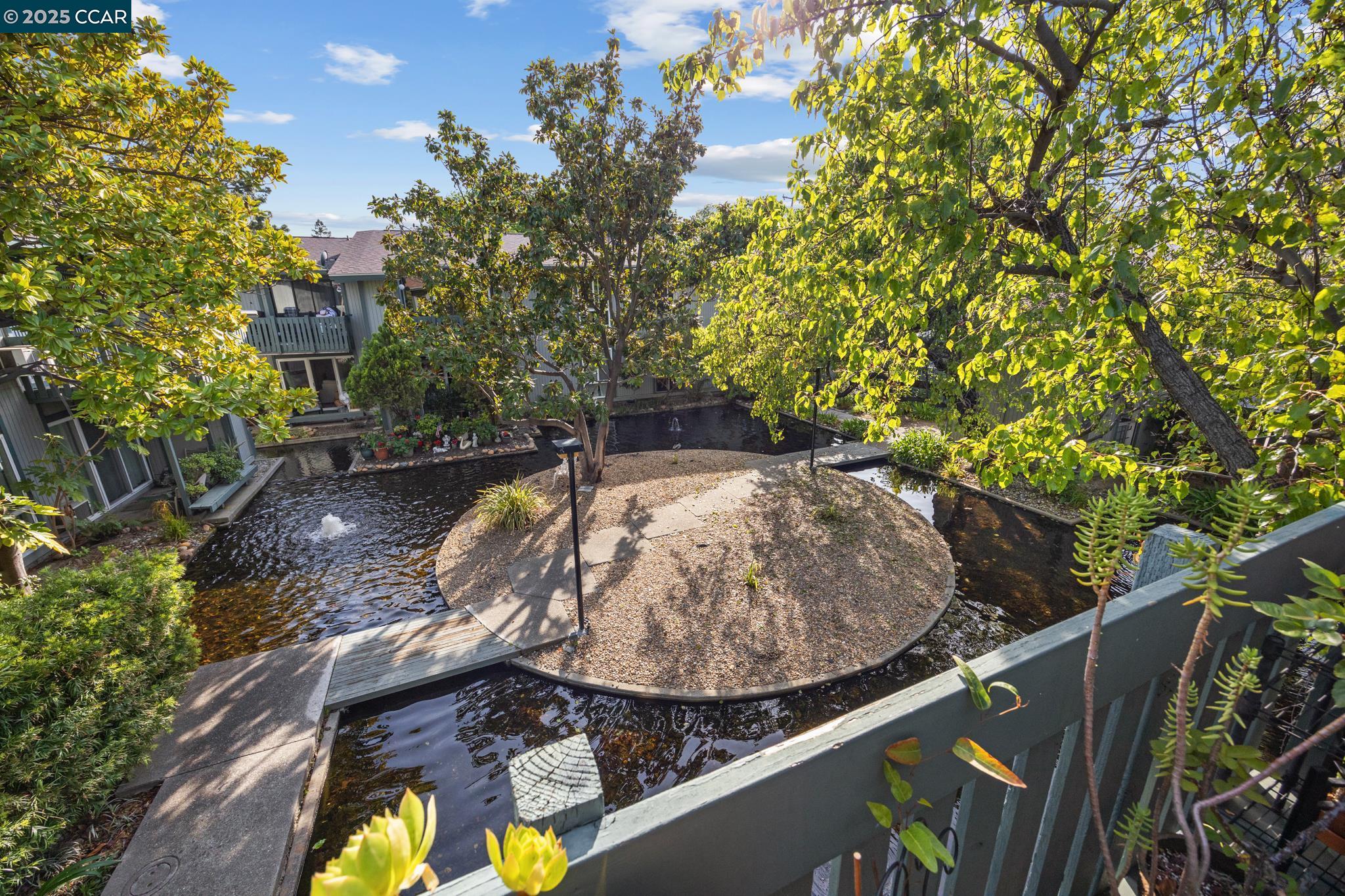 Detail Gallery Image 16 of 54 For 1036 Oak Grove Rd #24,  Concord,  CA 94518 - 1 Beds | 1 Baths