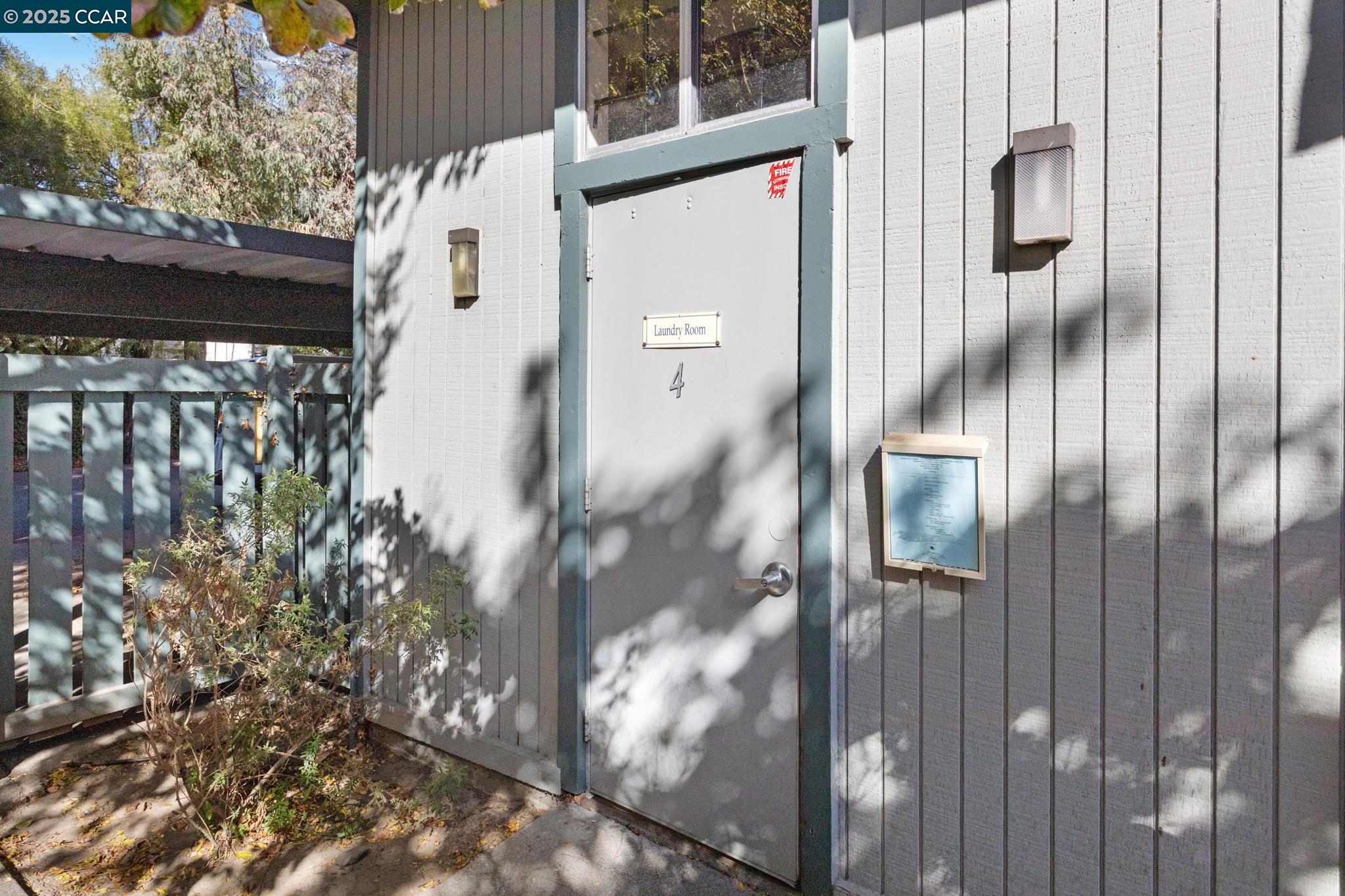 Detail Gallery Image 30 of 54 For 1036 Oak Grove Rd #24,  Concord,  CA 94518 - 1 Beds | 1 Baths