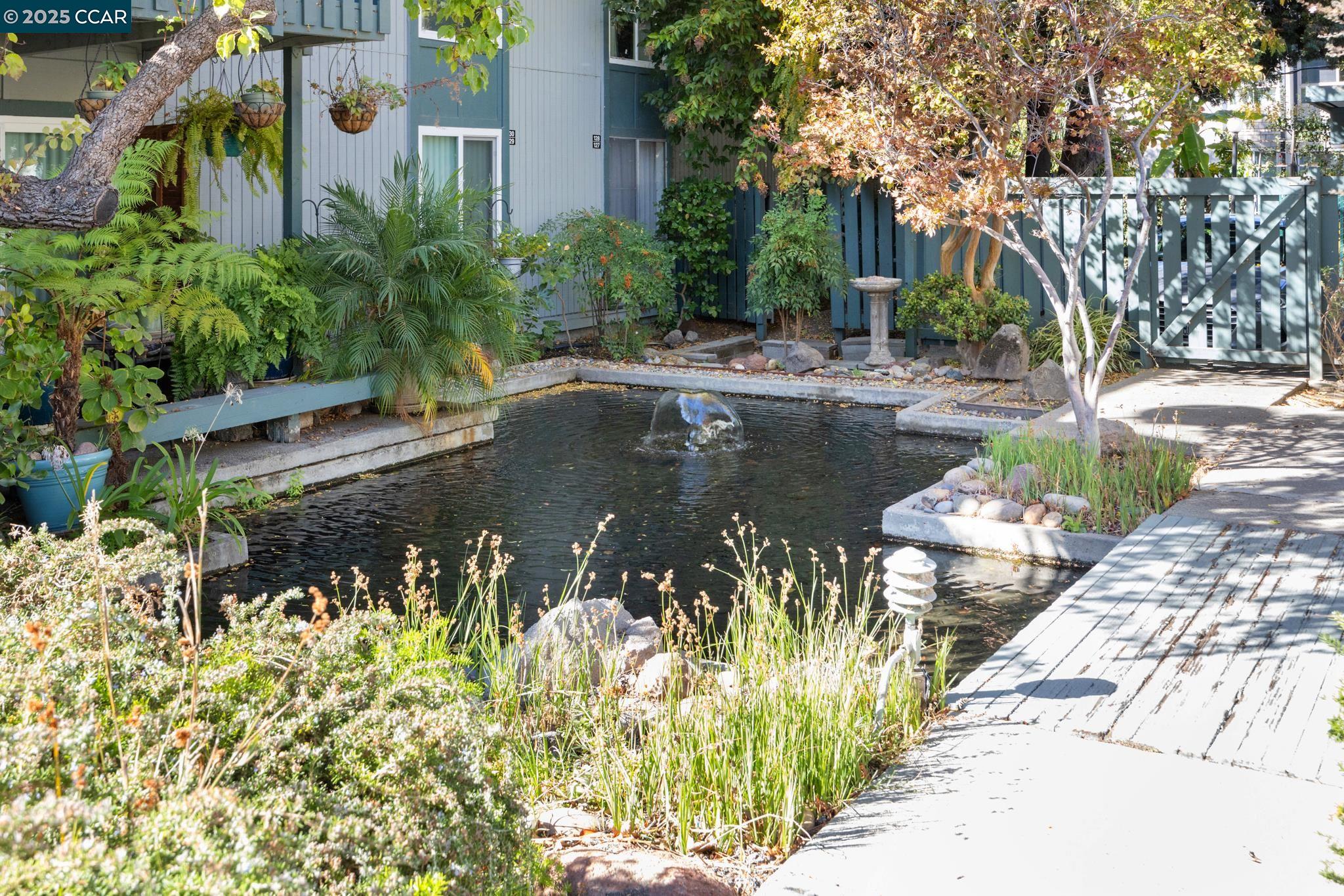 Detail Gallery Image 35 of 54 For 1036 Oak Grove Rd #24,  Concord,  CA 94518 - 1 Beds | 1 Baths