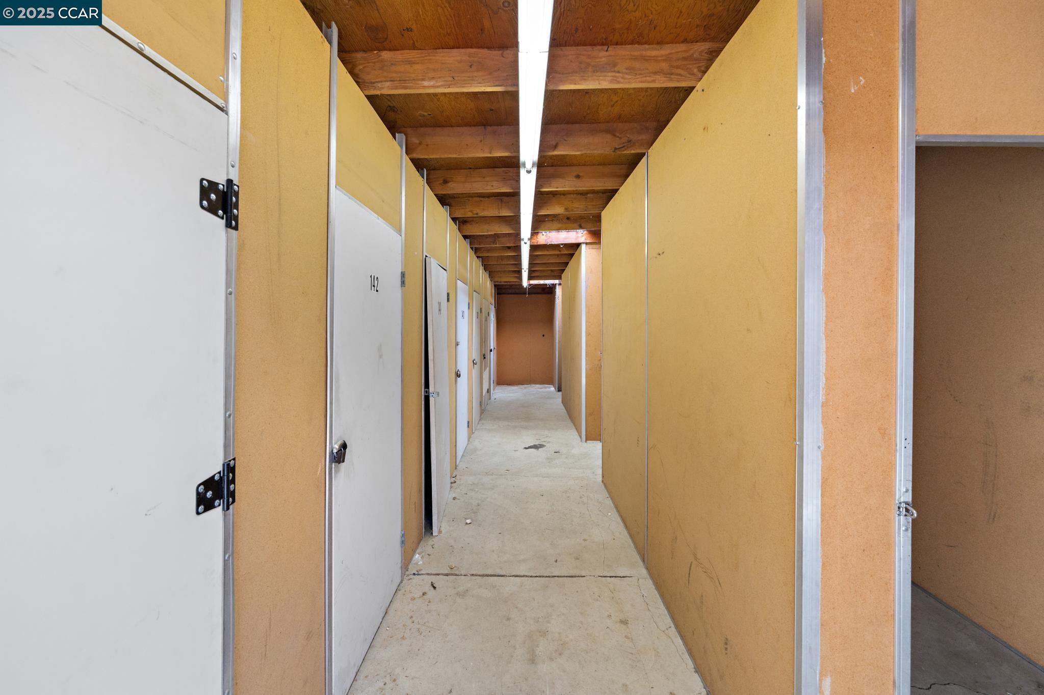 Detail Gallery Image 43 of 54 For 1036 Oak Grove Rd #24,  Concord,  CA 94518 - 1 Beds | 1 Baths