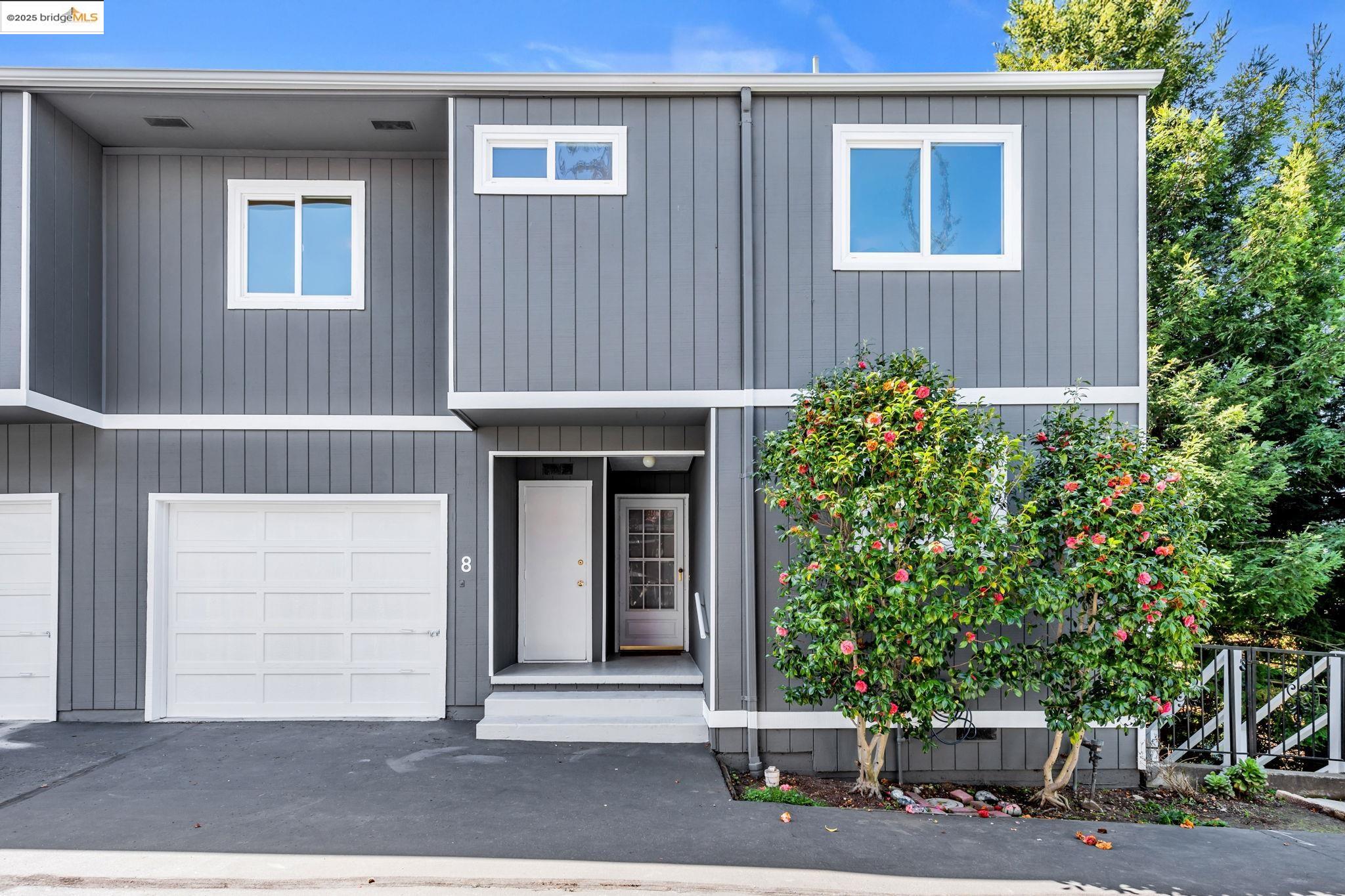MLS: 41092608 Condo For Sale