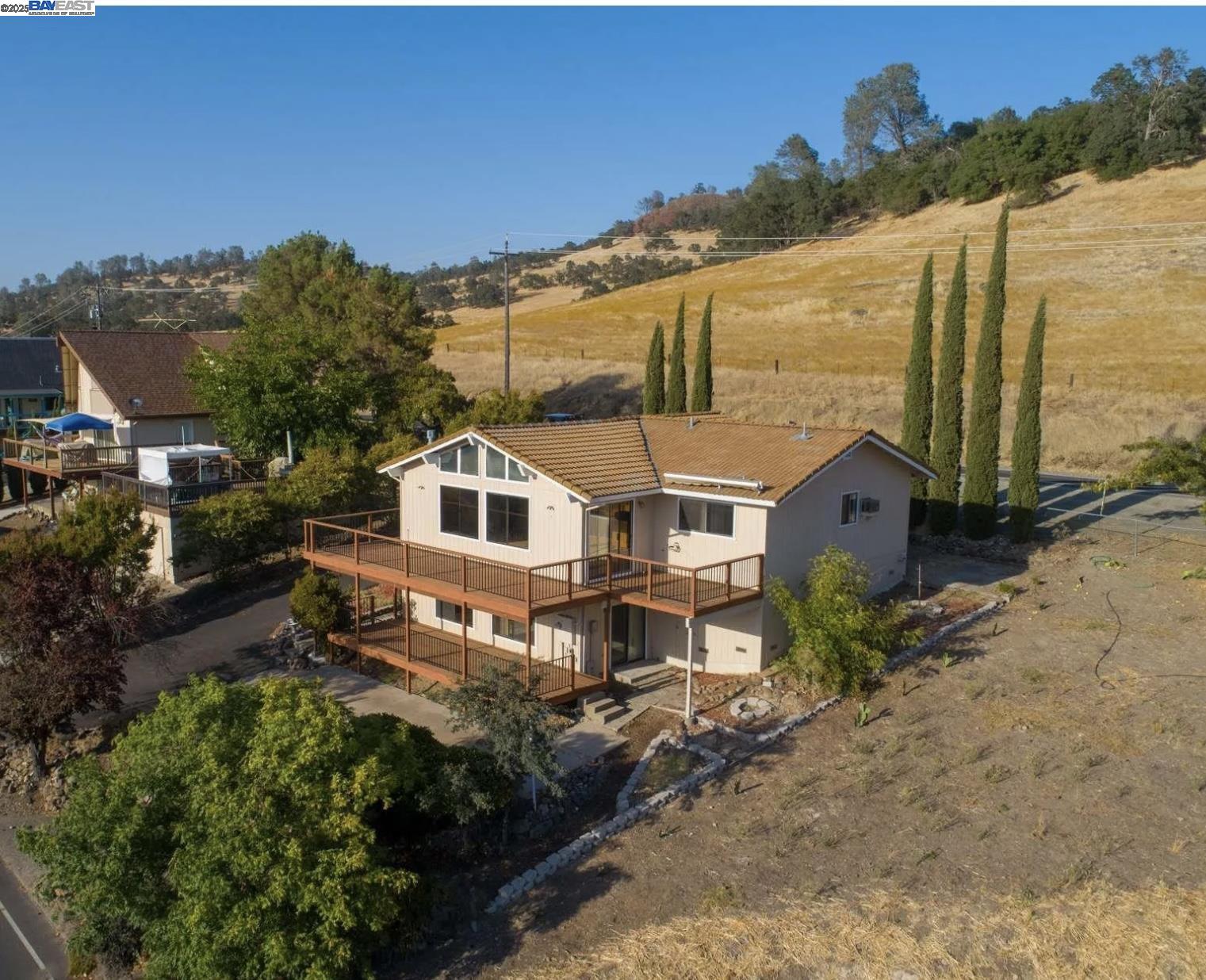 Detail Gallery Image 3 of 39 For 591 Poker Flat, Copperopolis,  CA 95228-9620 - 3 Beds | 2/1 Baths