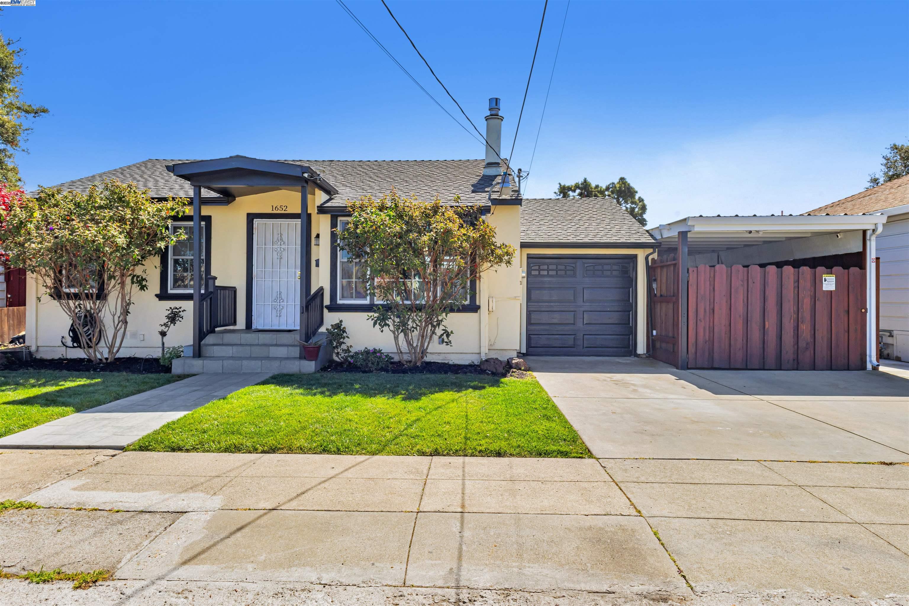 Detail Gallery Image 2 of 49 For 1652 141st Ave, San Leandro,  CA 94578 - 3 Beds | 2 Baths