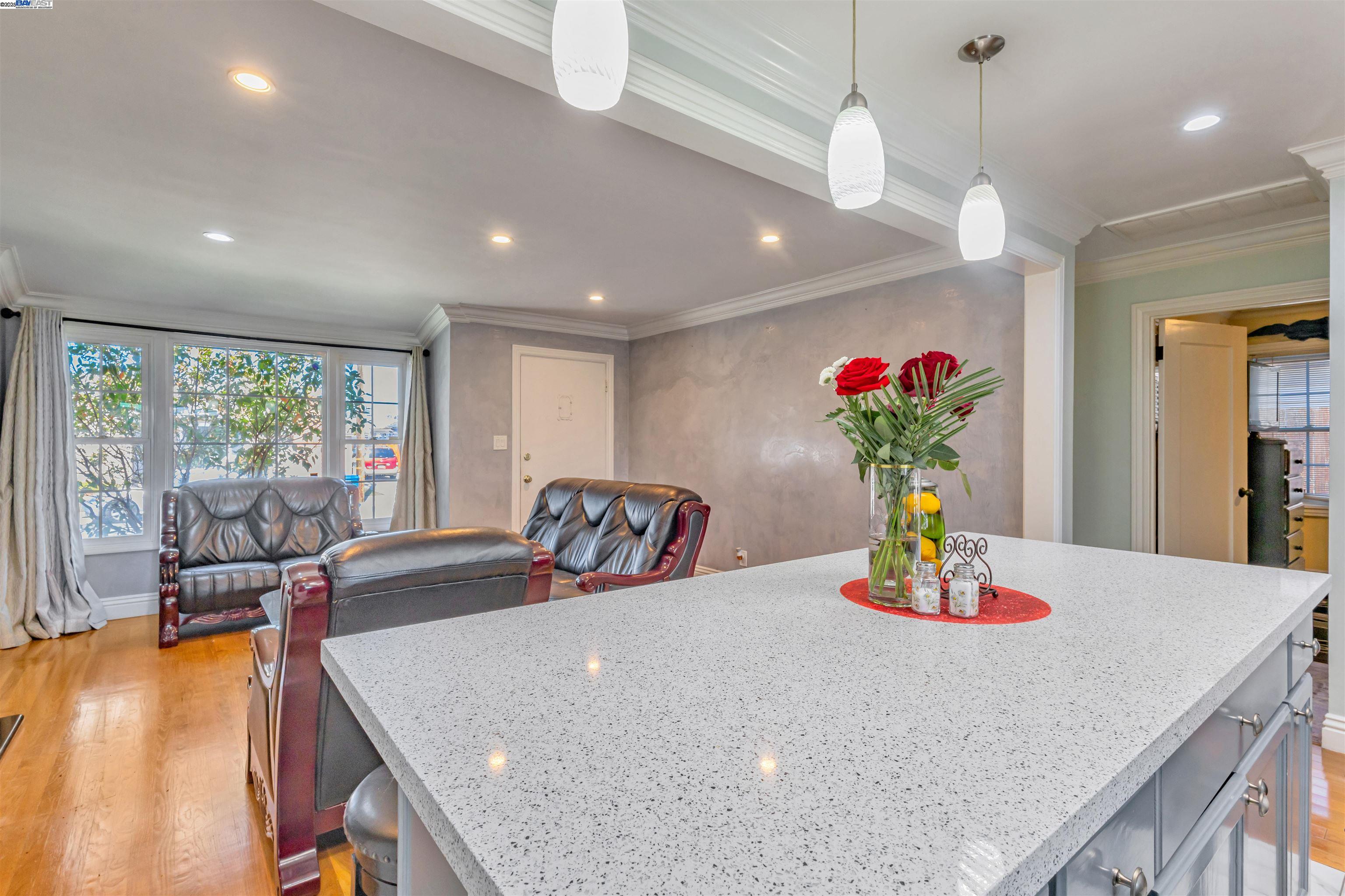 Detail Gallery Image 16 of 49 For 1652 141st Ave, San Leandro,  CA 94578 - 3 Beds | 2 Baths