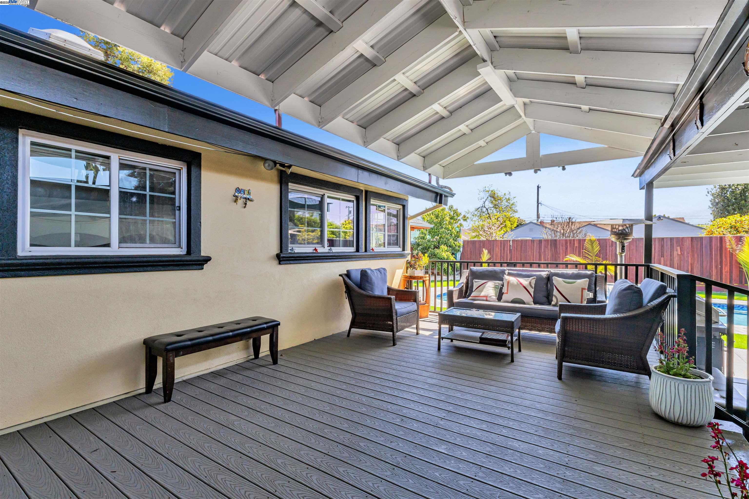 Detail Gallery Image 29 of 49 For 1652 141st Ave, San Leandro,  CA 94578 - 3 Beds | 2 Baths