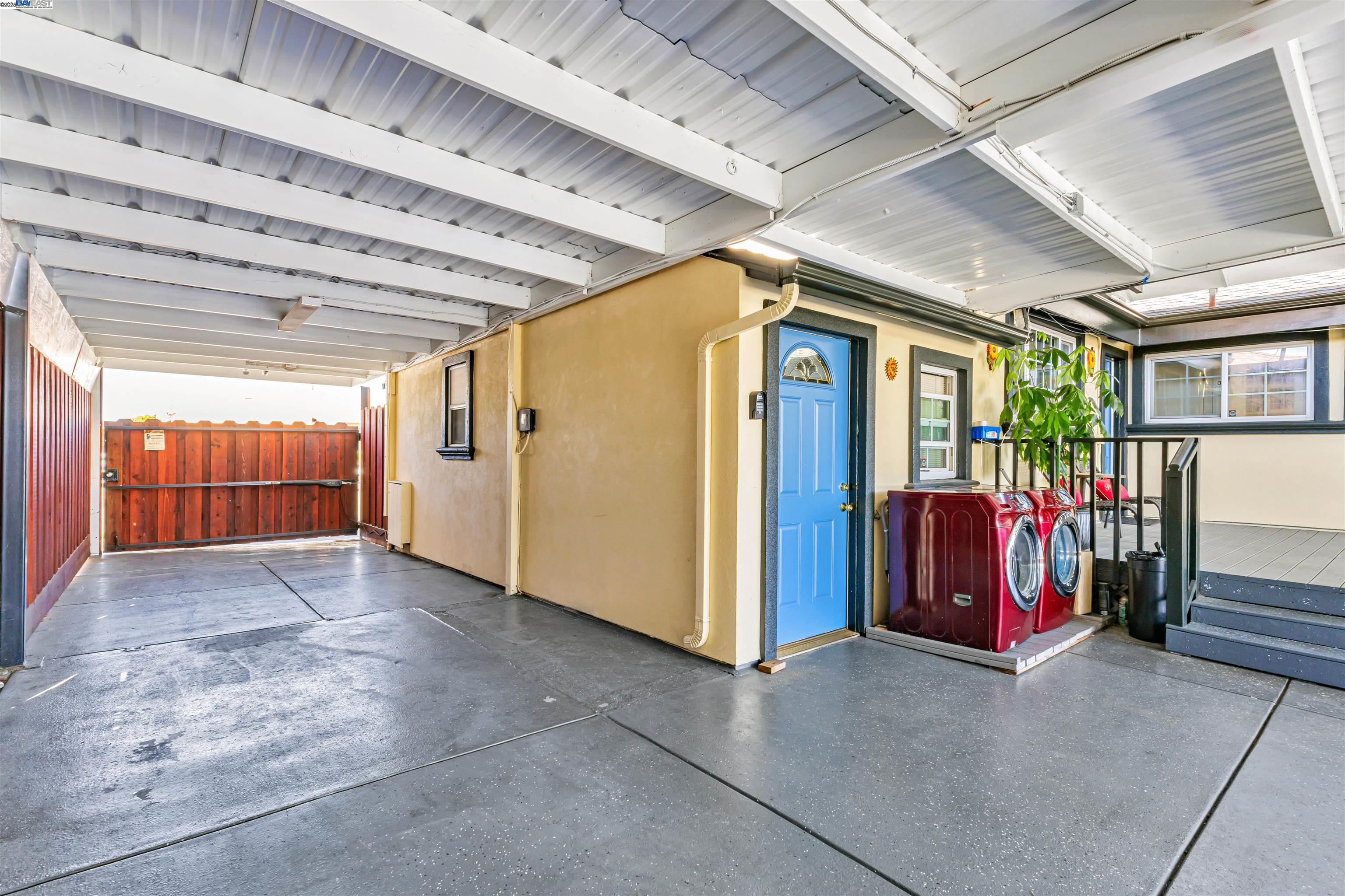 Detail Gallery Image 32 of 49 For 1652 141st Ave, San Leandro,  CA 94578 - 3 Beds | 2 Baths