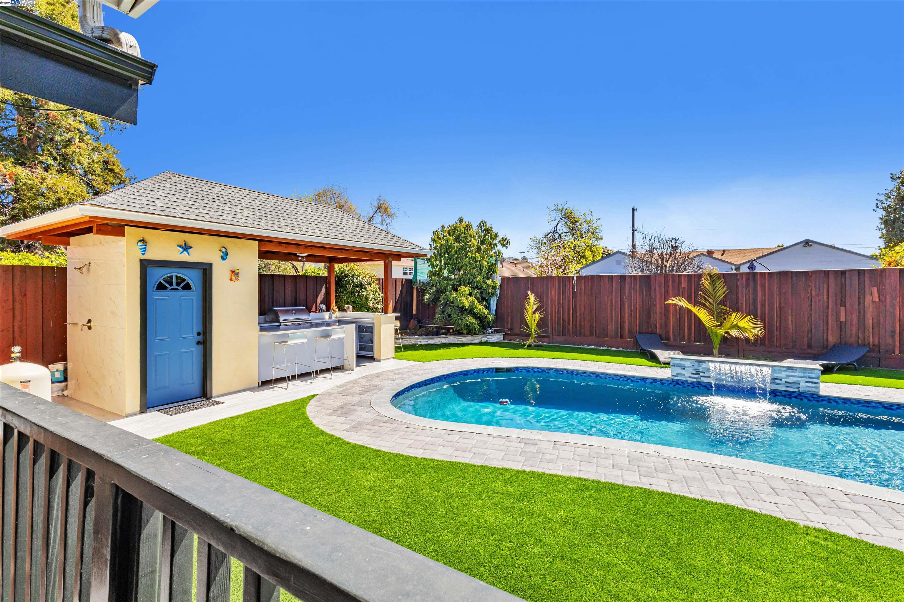 Detail Gallery Image 39 of 49 For 1652 141st Ave, San Leandro,  CA 94578 - 3 Beds | 2 Baths