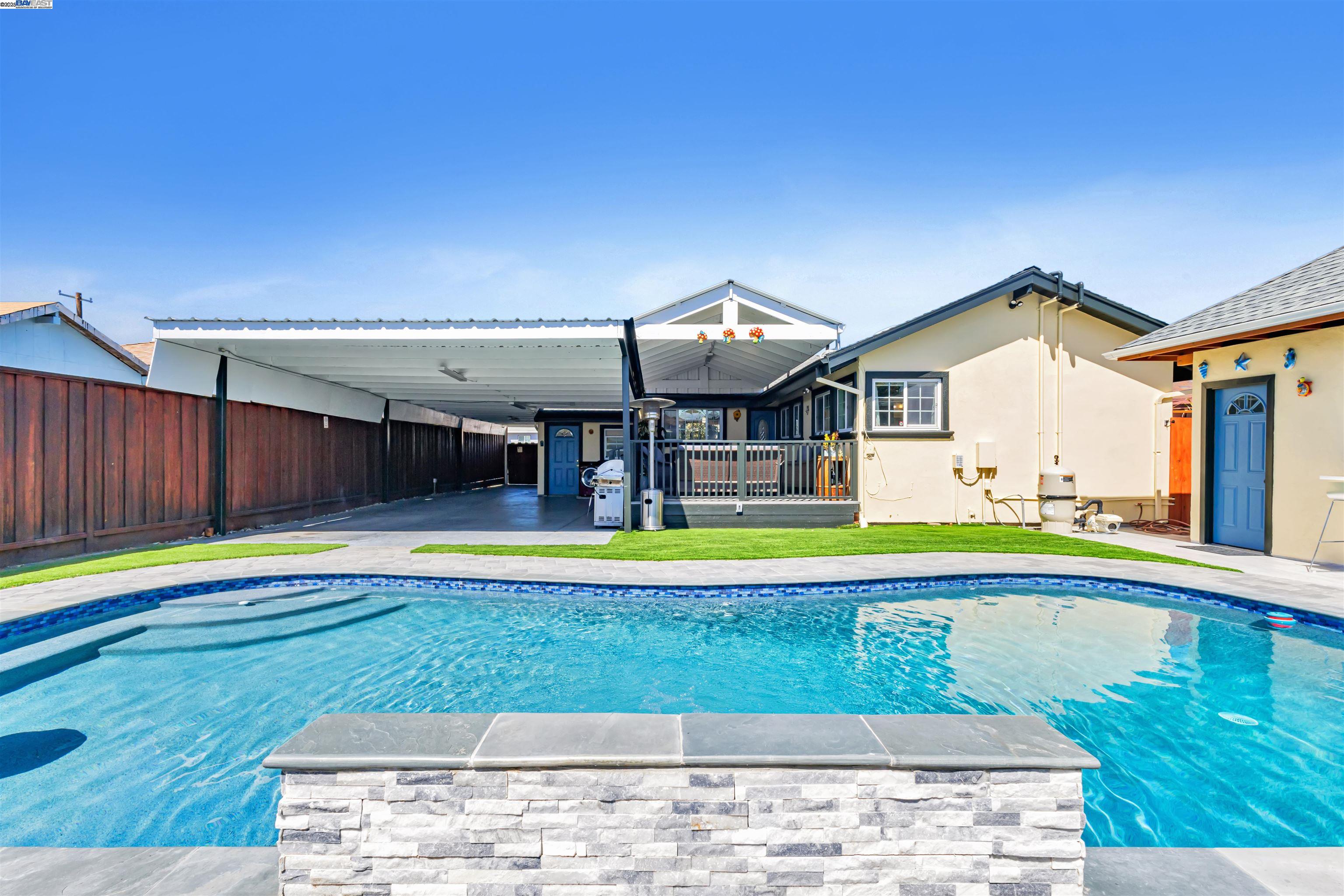 Detail Gallery Image 41 of 49 For 1652 141st Ave, San Leandro,  CA 94578 - 3 Beds | 2 Baths