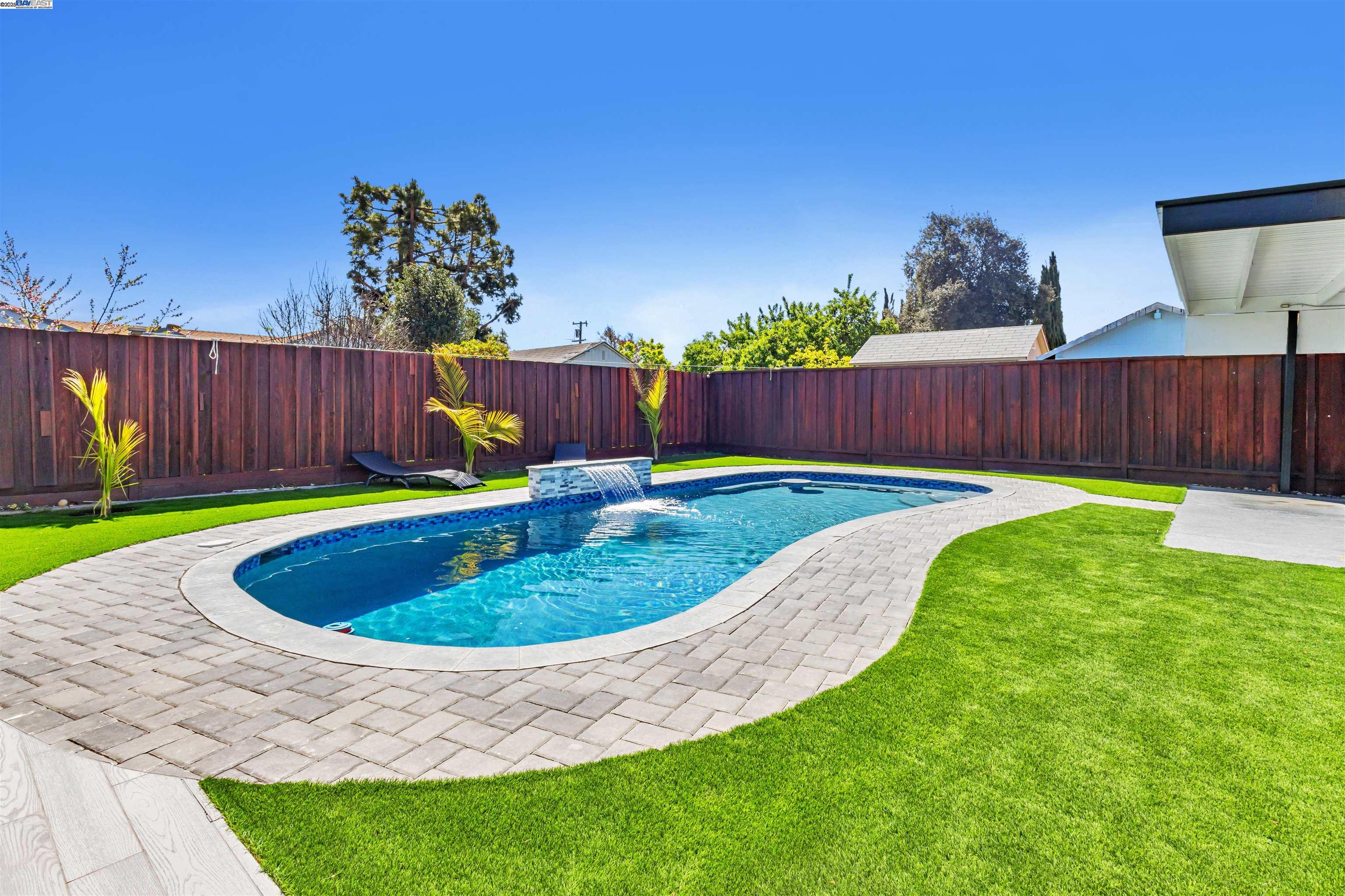 Detail Gallery Image 44 of 49 For 1652 141st Ave, San Leandro,  CA 94578 - 3 Beds | 2 Baths