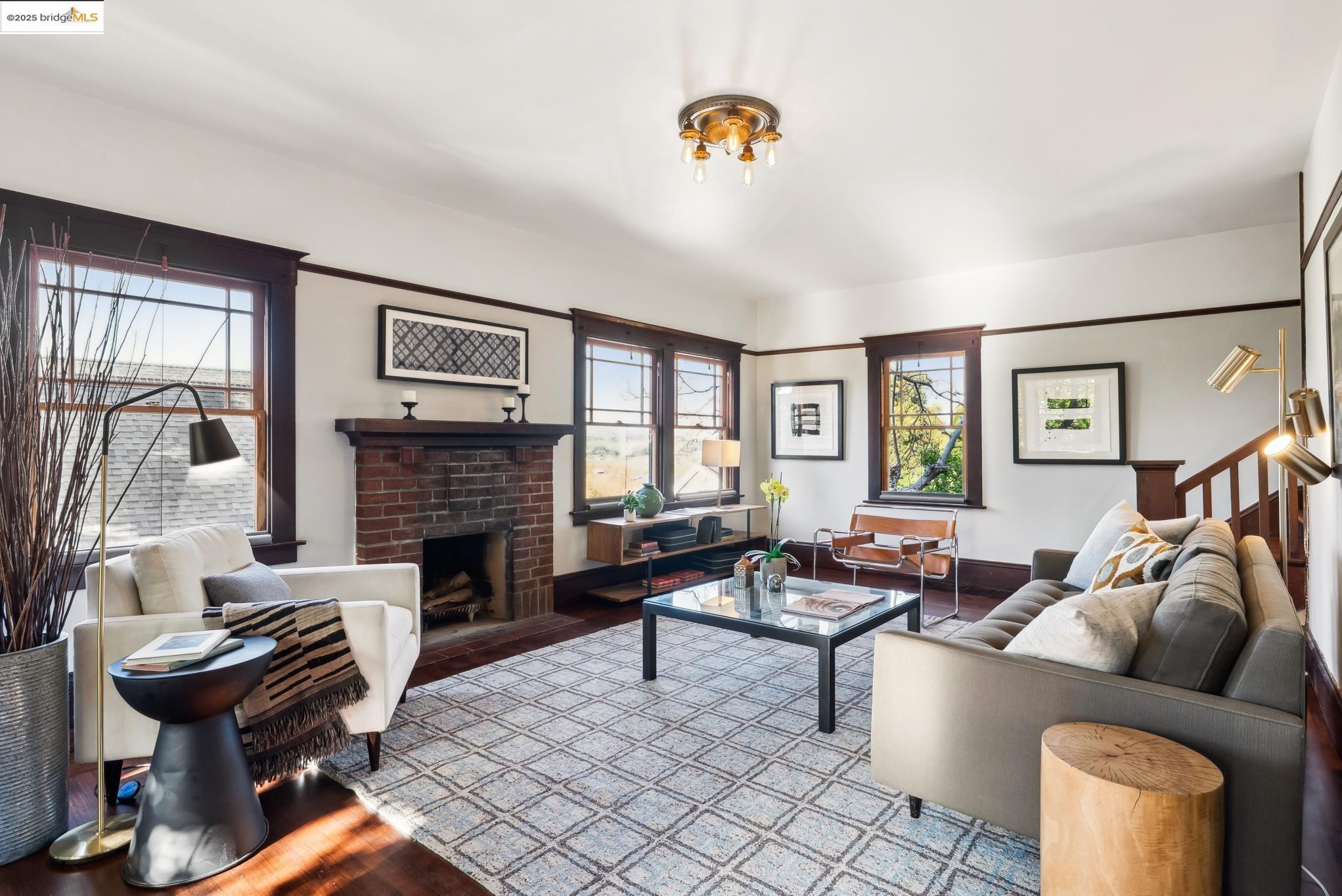 Detail Gallery Image 11 of 60 For 525 Jackson St, Crockett,  CA 94525 - 4 Beds | 1/1 Baths