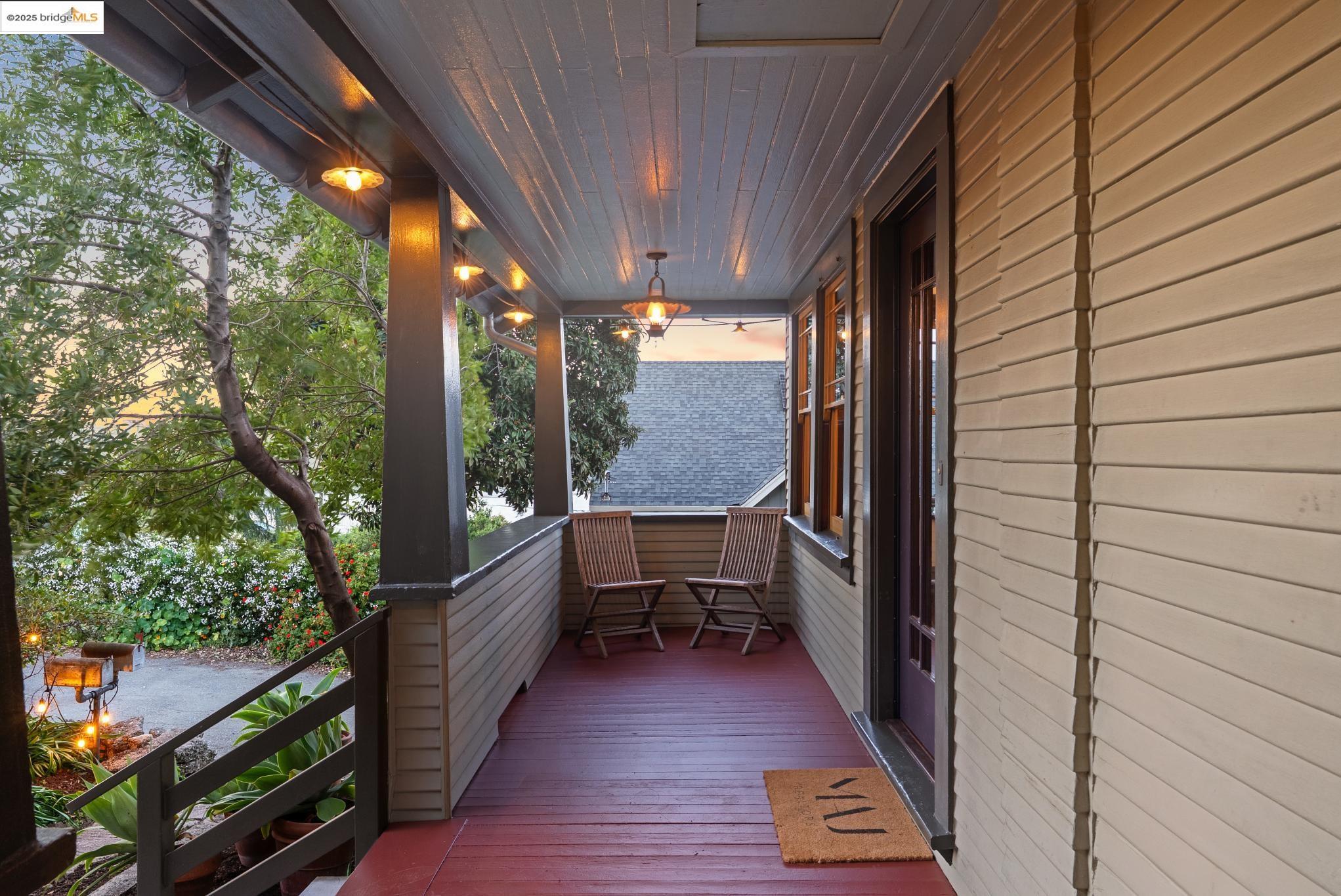Detail Gallery Image 6 of 60 For 525 Jackson St, Crockett,  CA 94525 - 4 Beds | 1/1 Baths