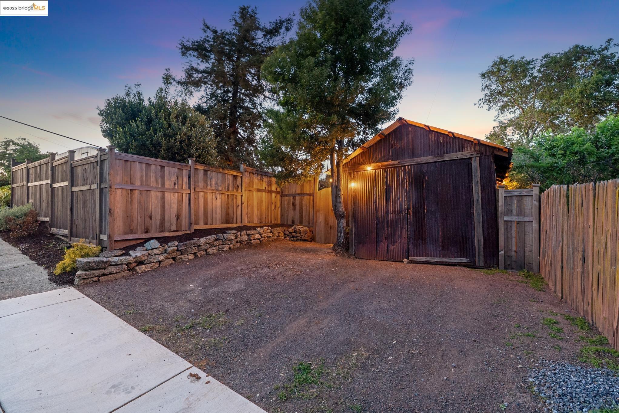 Detail Gallery Image 60 of 60 For 525 Jackson St, Crockett,  CA 94525 - 4 Beds | 1/1 Baths