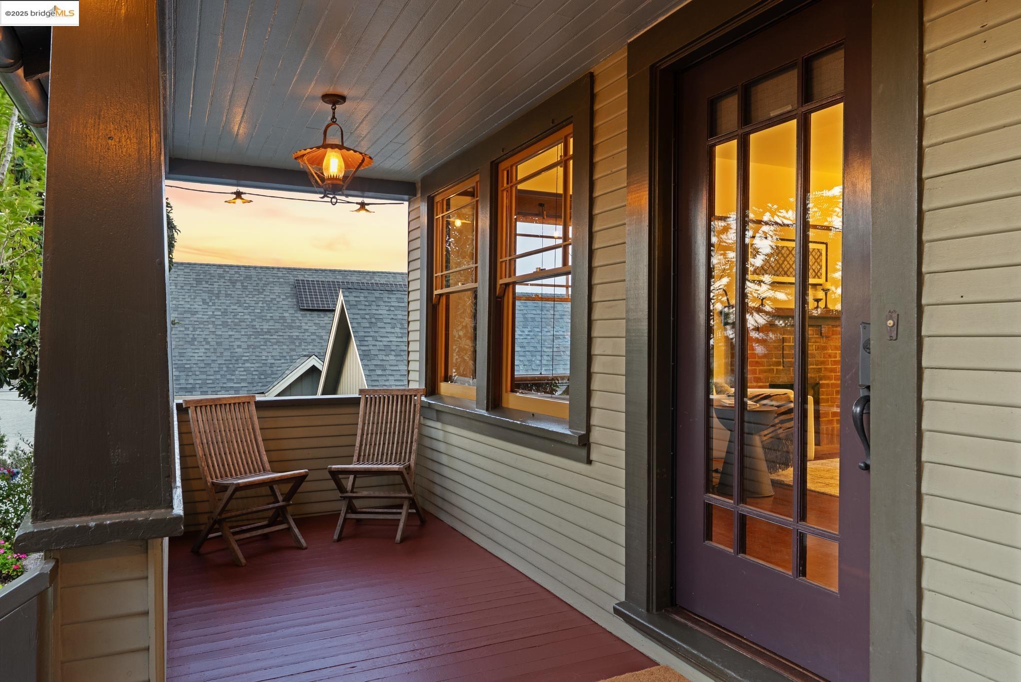 Detail Gallery Image 7 of 60 For 525 Jackson St, Crockett,  CA 94525 - 4 Beds | 1/1 Baths