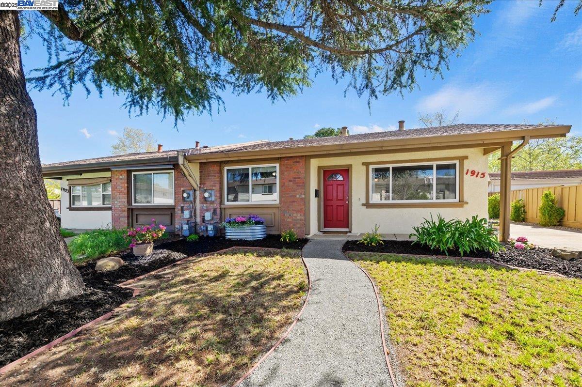 Detail Gallery Image 1 of 1 For 1915 De Vaca Way, Livermore,  CA 94550 - 2 Beds | 1 Baths