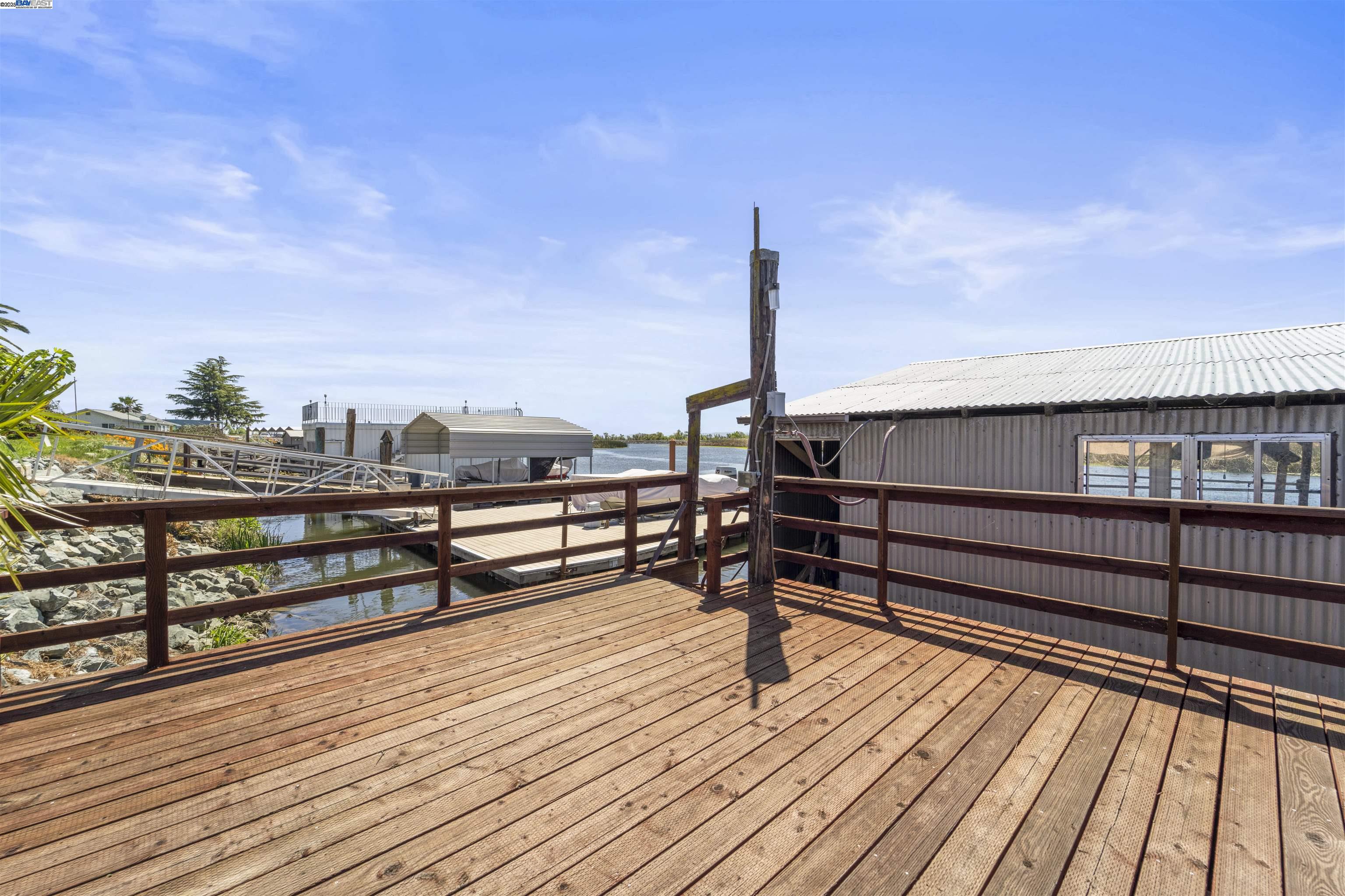 Detail Gallery Image 12 of 58 For 4200 Windsweep Rd, Bethel Island,  CA 94511 - 5 Beds | 2 Baths