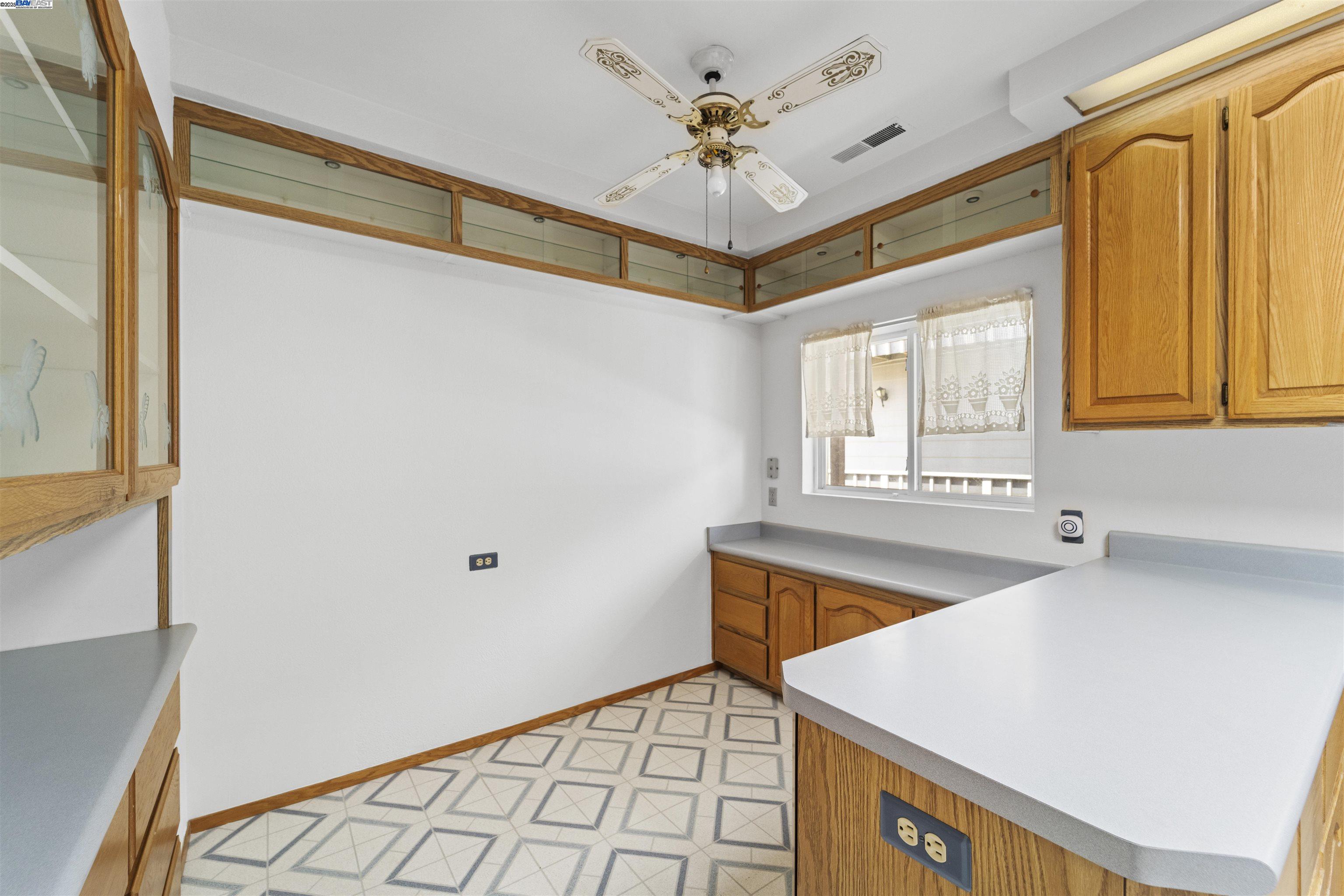 Detail Gallery Image 28 of 58 For 4200 Windsweep Rd, Bethel Island,  CA 94511 - 5 Beds | 2 Baths