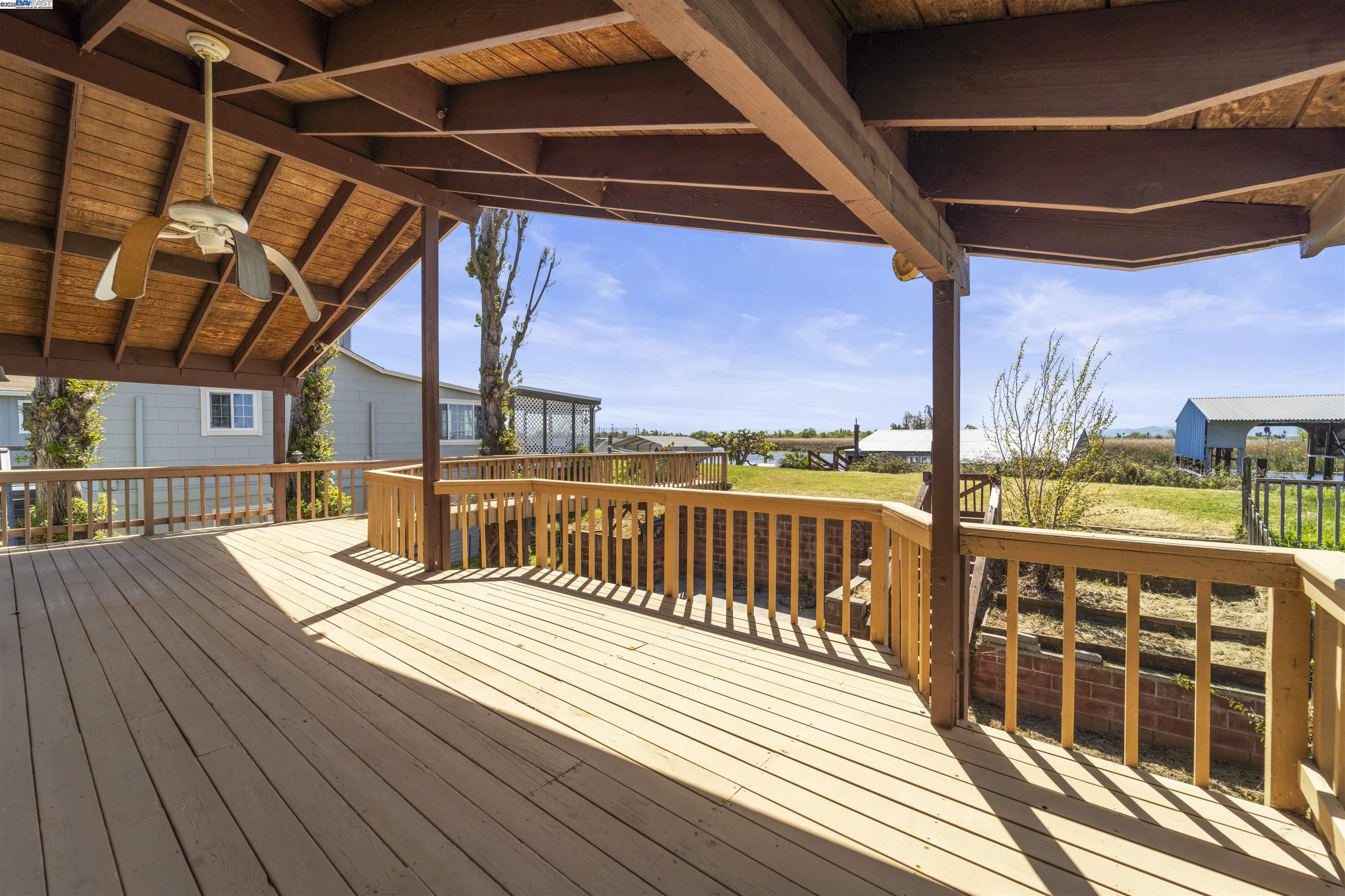 Detail Gallery Image 8 of 58 For 4200 Windsweep Rd, Bethel Island,  CA 94511 - 5 Beds | 2 Baths